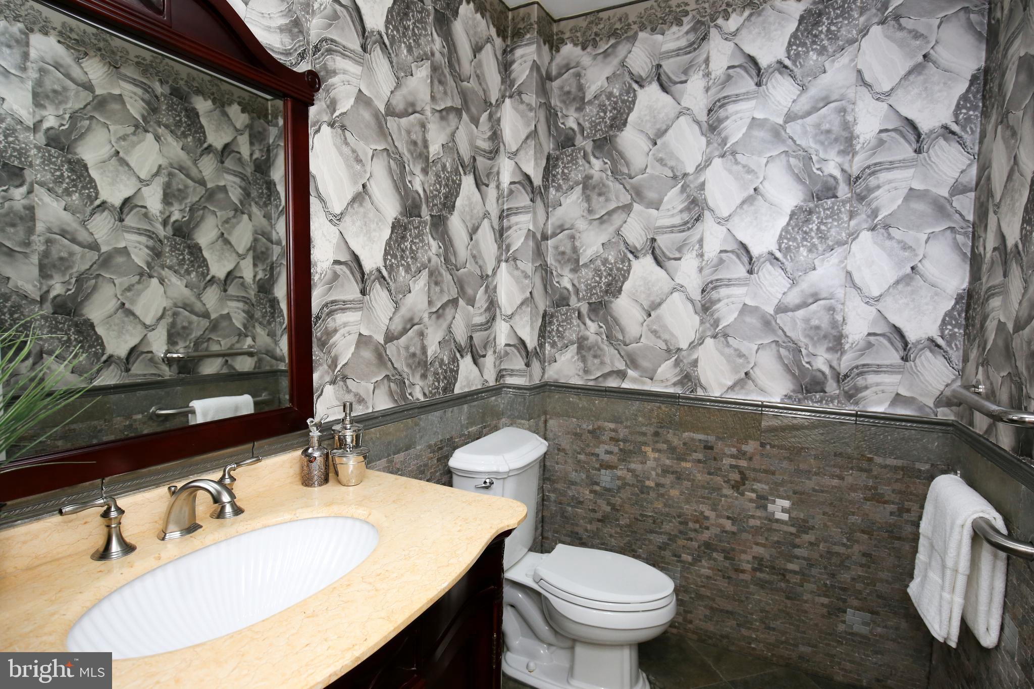 FOREST HILLS - Residential