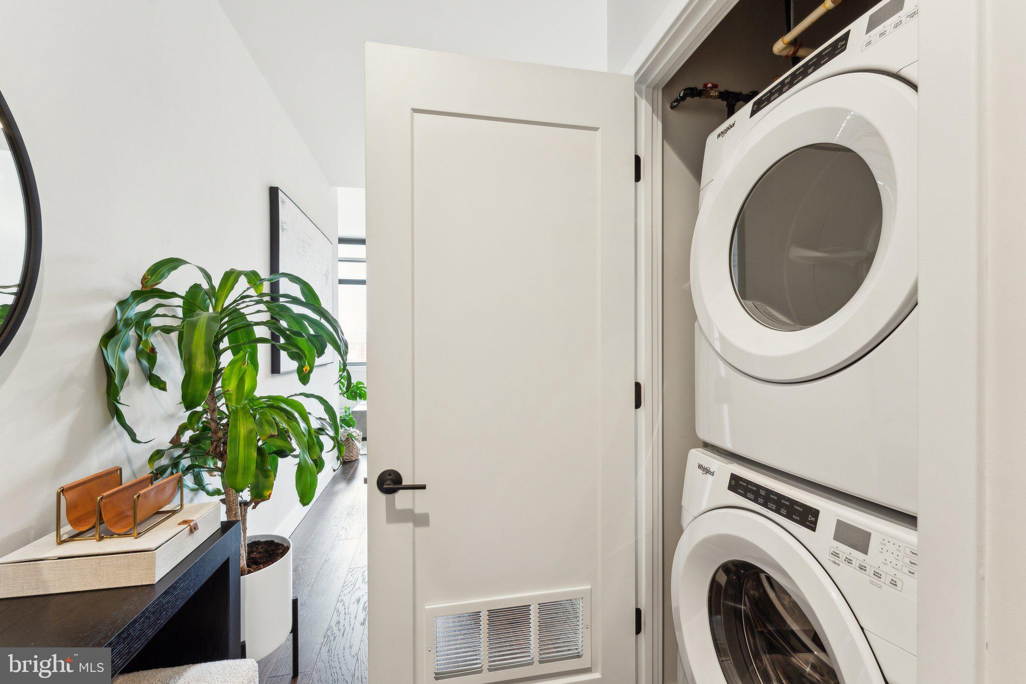 COURTHOUSE - Residential Lease