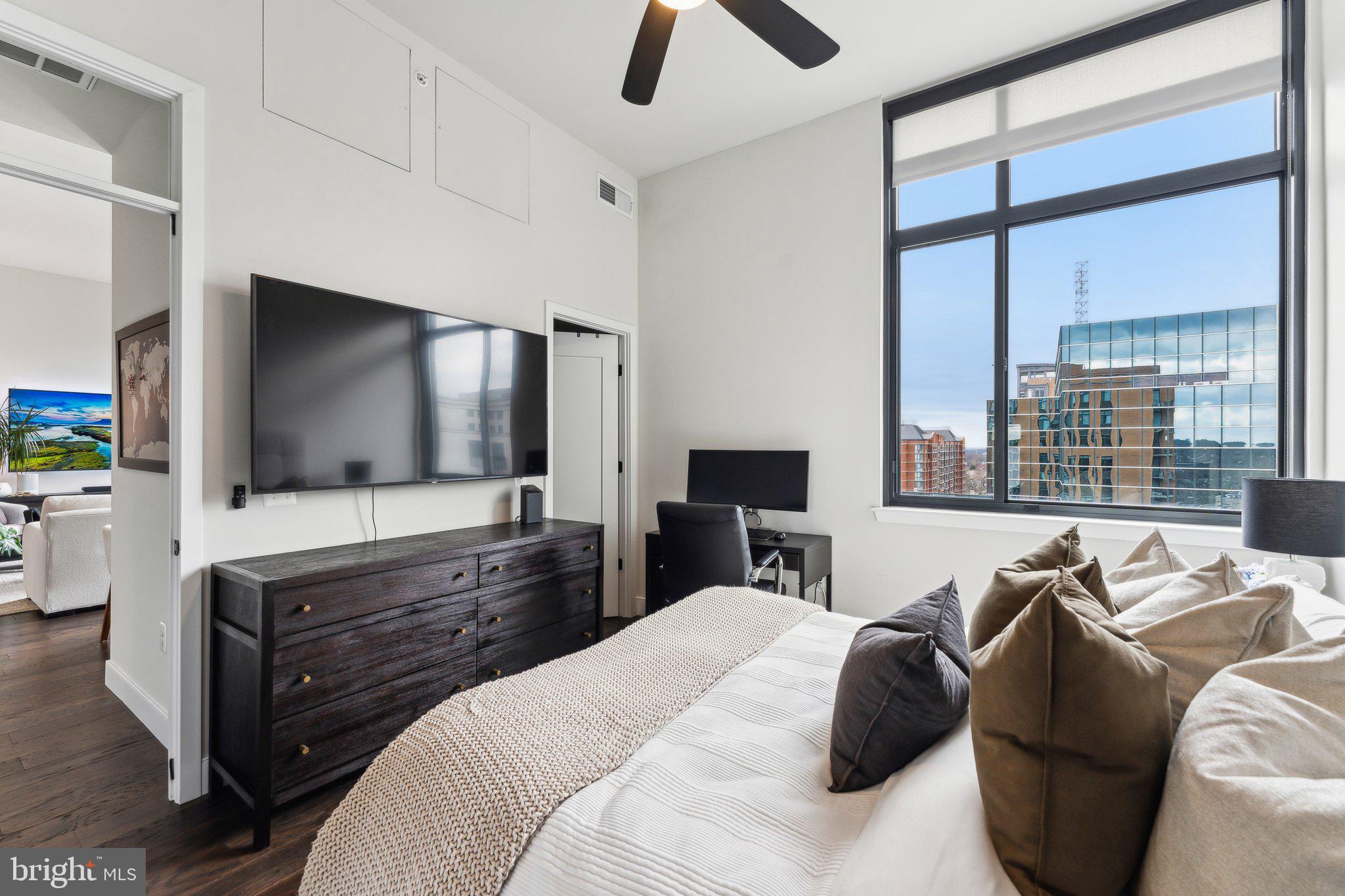 COURTHOUSE - Residential Lease