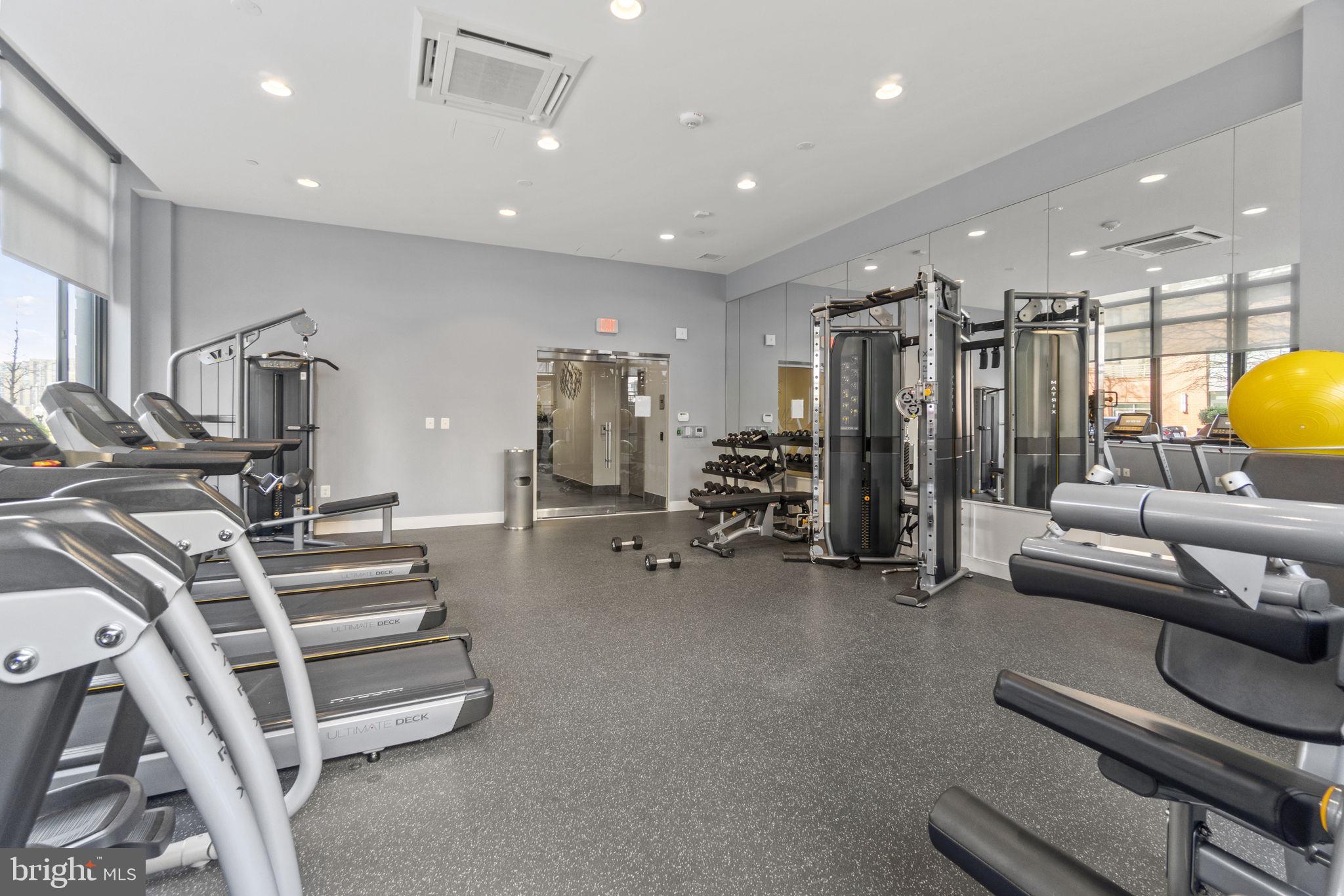 COURTHOUSE - Residential Lease