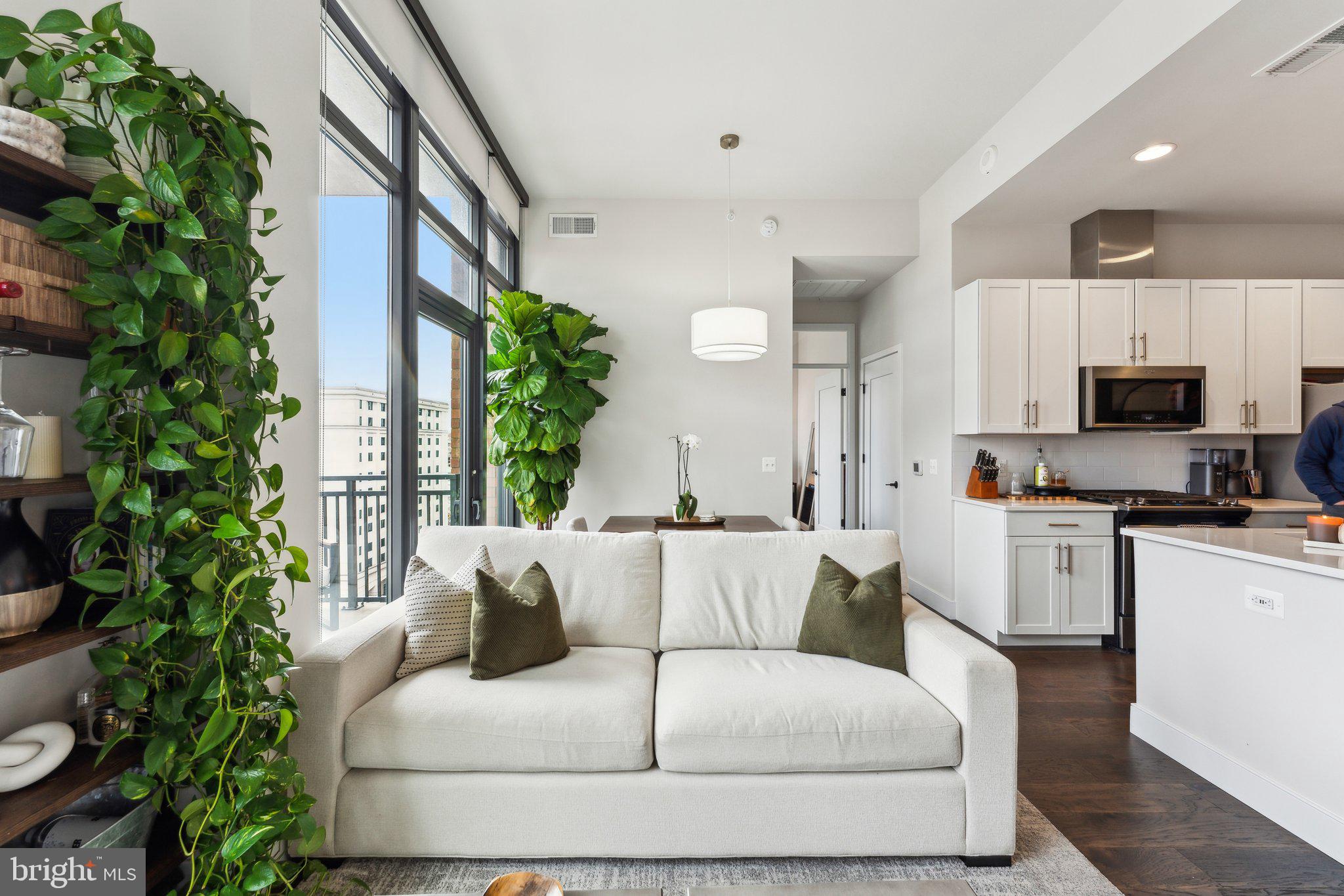 COURTHOUSE - Residential Lease