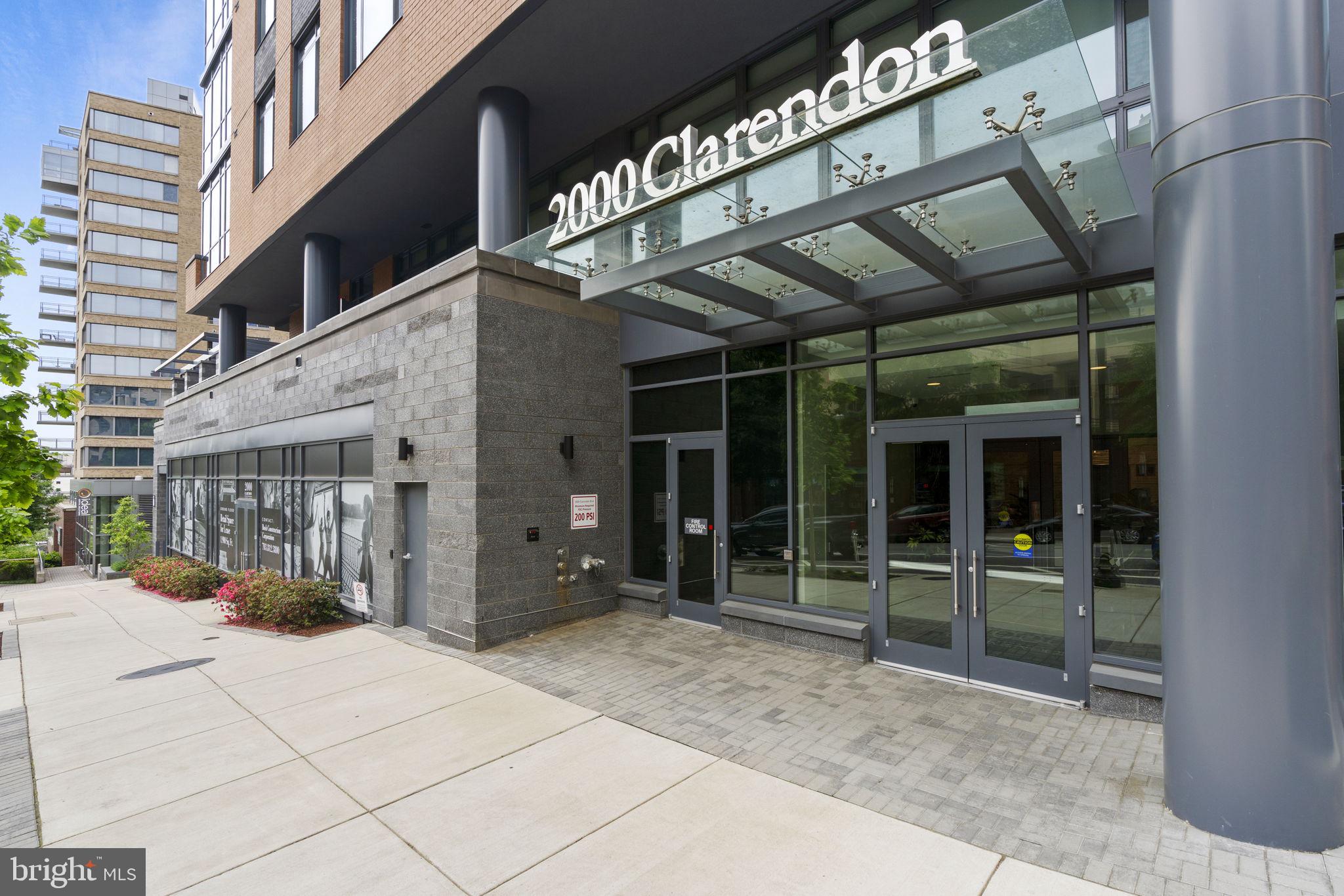 COURTHOUSE - Residential Lease