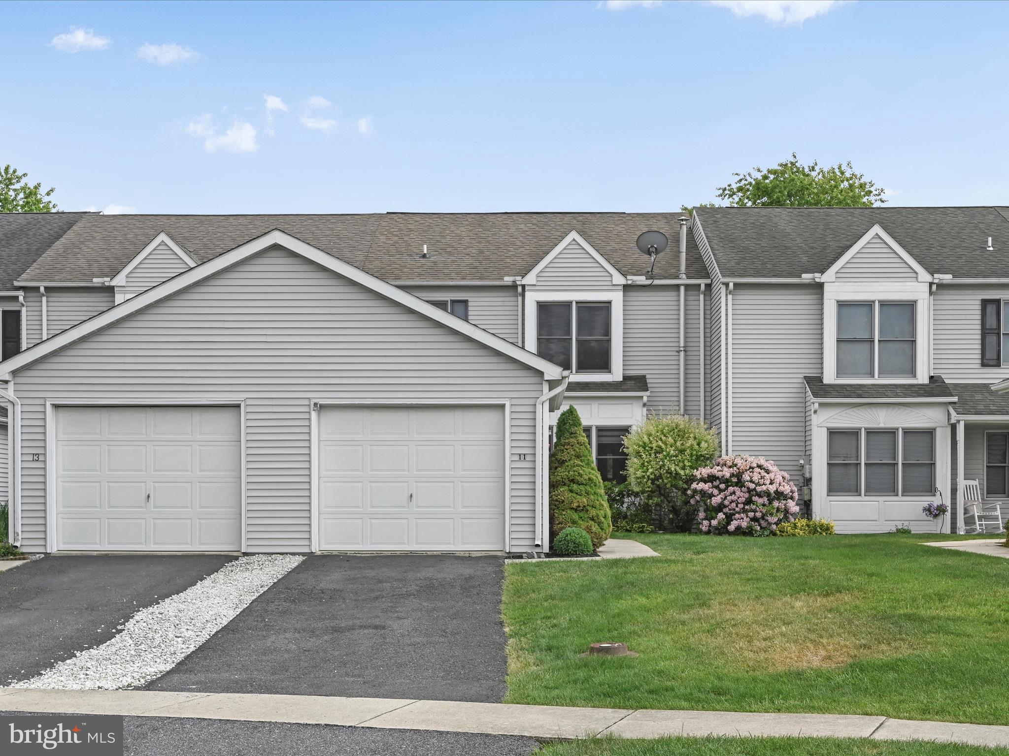 SOUTHFIELD CROSSING - Residential