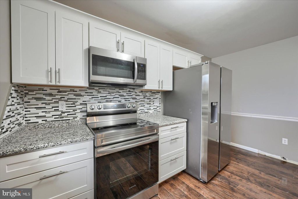 Photo of 413 E CHERRY ST, ELIZABETHTOWN, PA 17022 (MLS # PALA2029960)