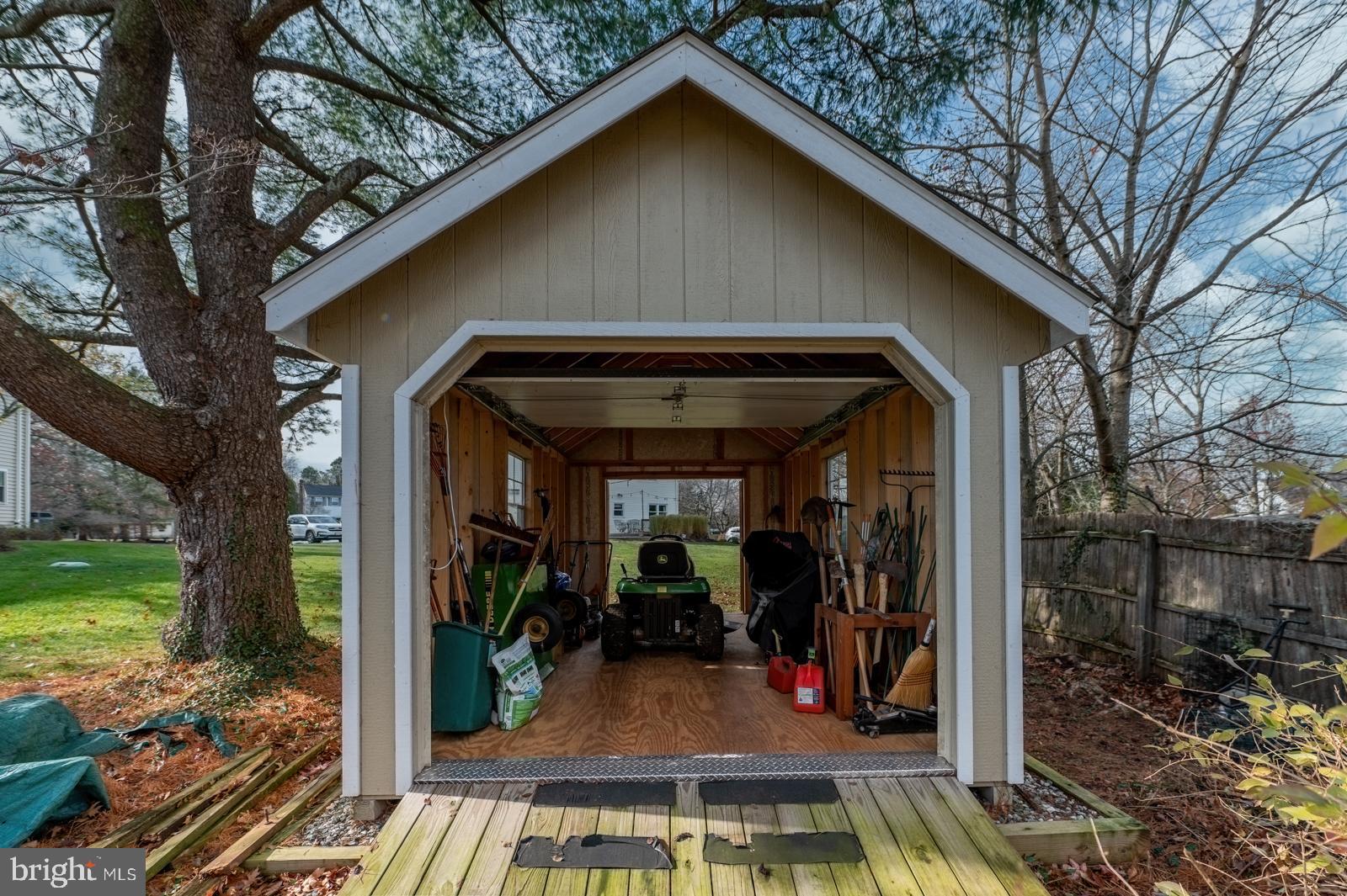 DOGWOOD ESTATES - Residential