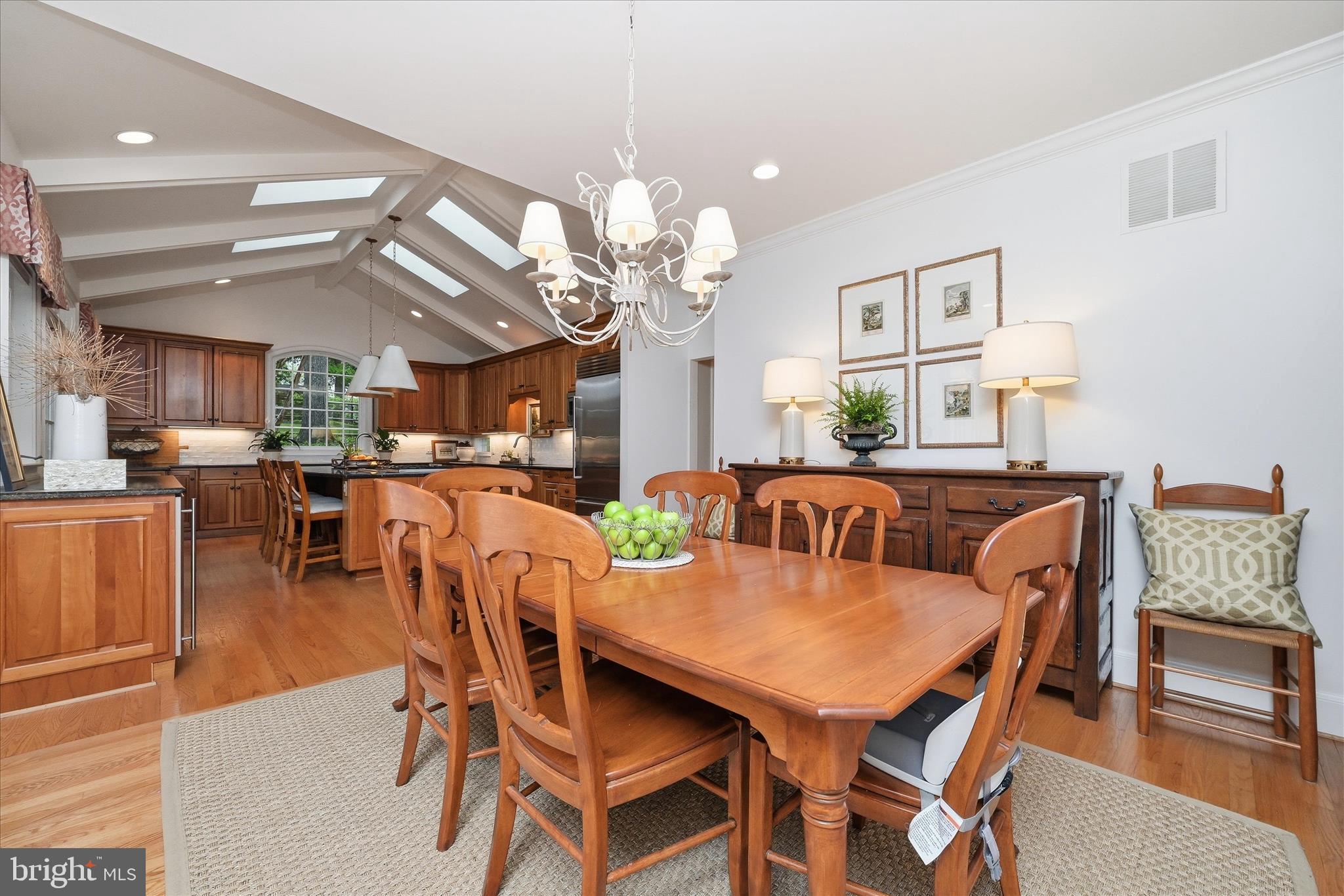 ARLINGWOOD - Residential