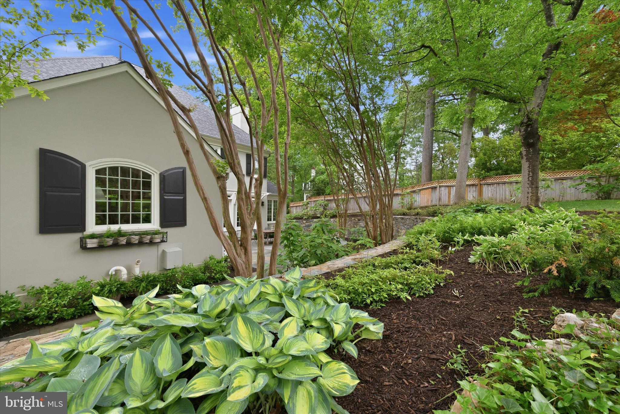 ARLINGWOOD - Residential