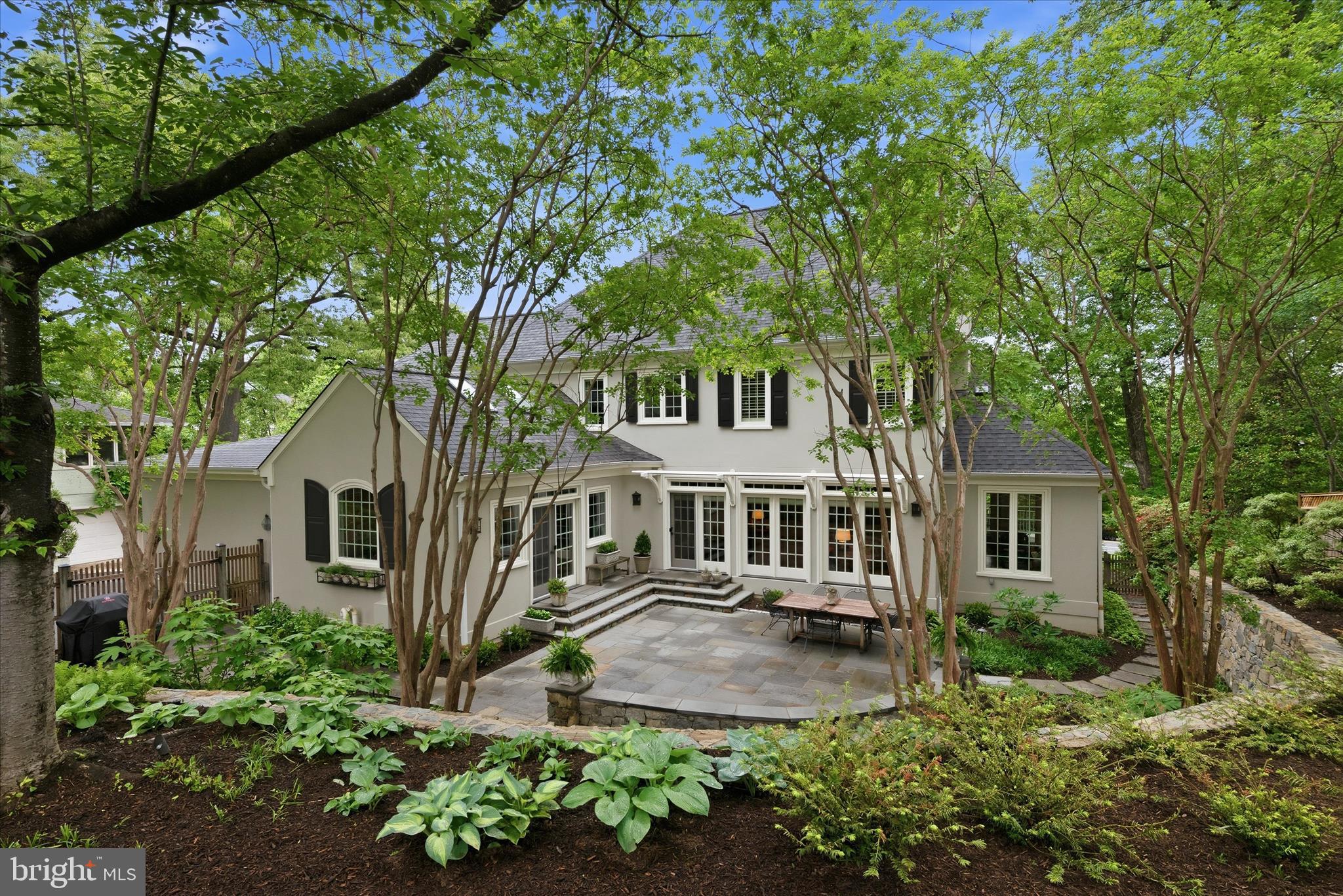 ARLINGWOOD - Residential