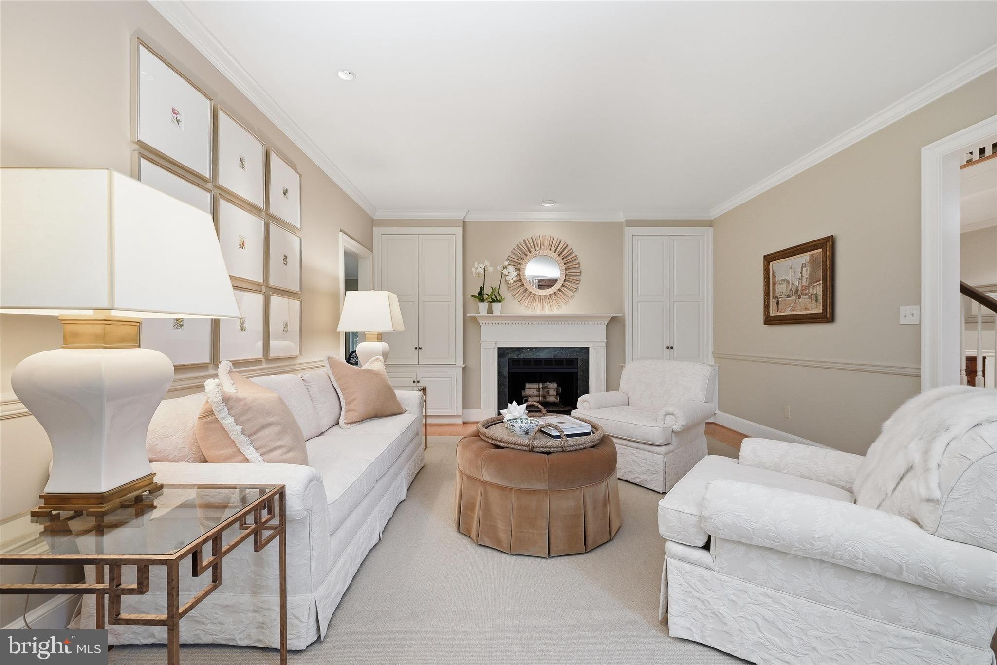 ARLINGWOOD - Residential