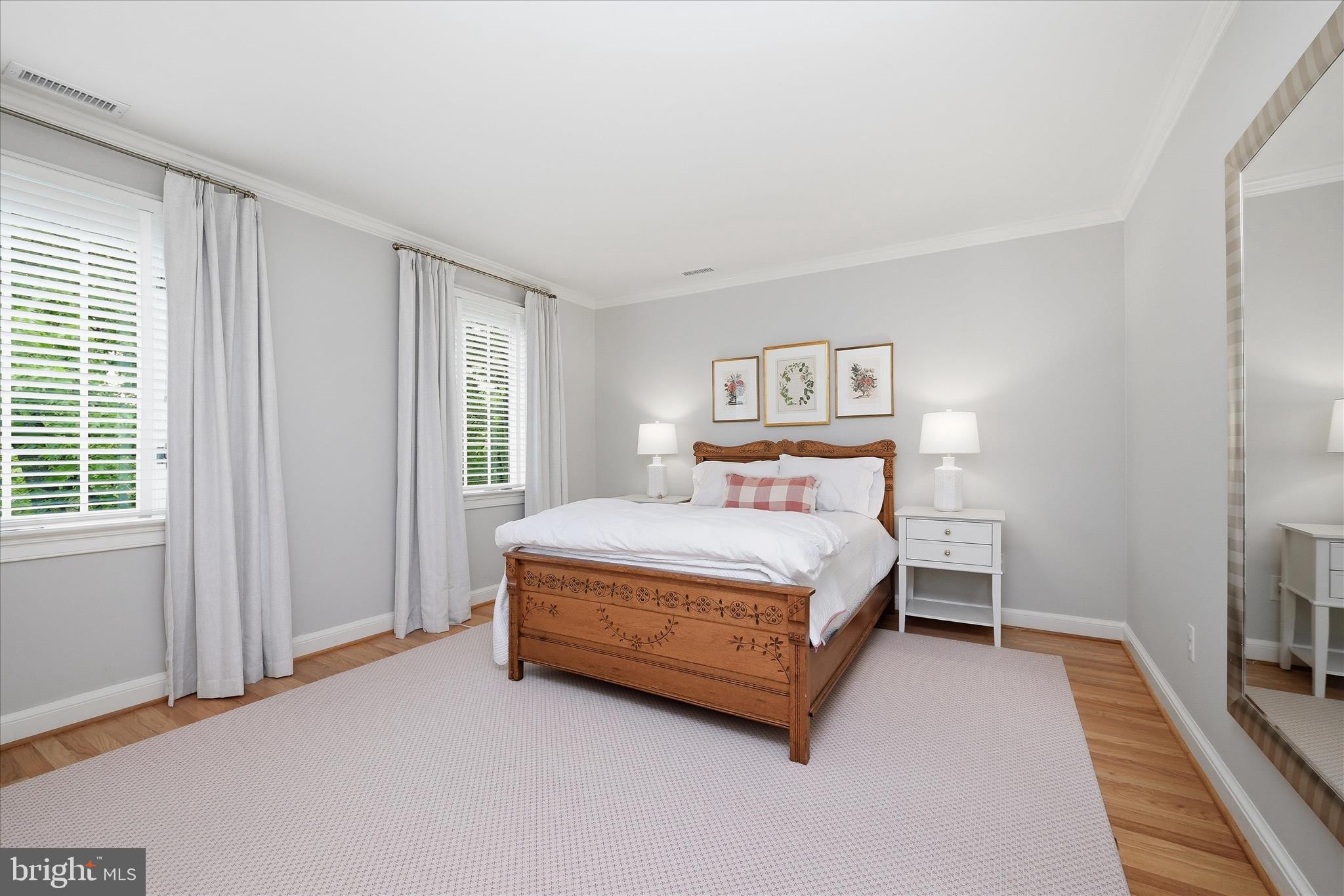 ARLINGWOOD - Residential