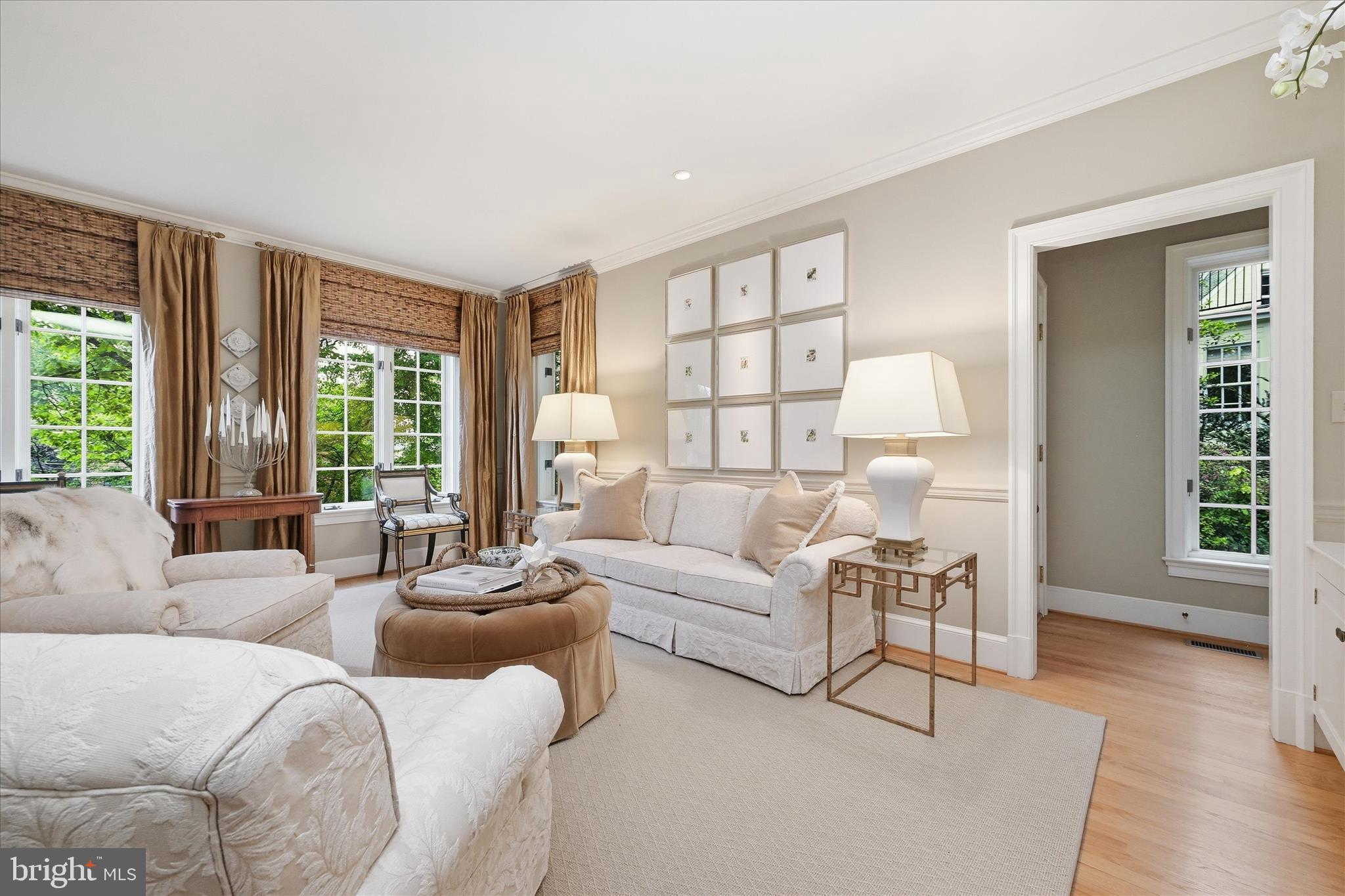 ARLINGWOOD - Residential