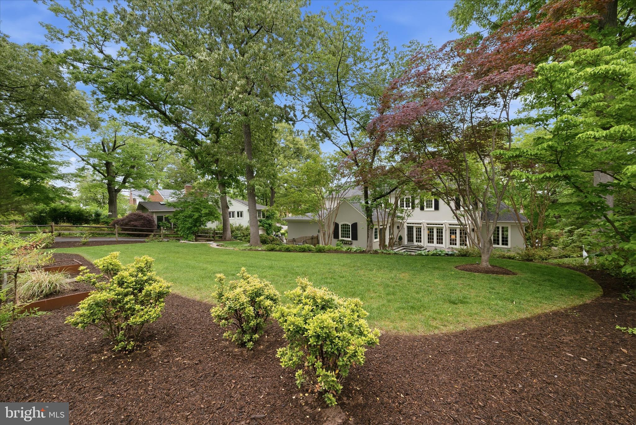 ARLINGWOOD - Residential
