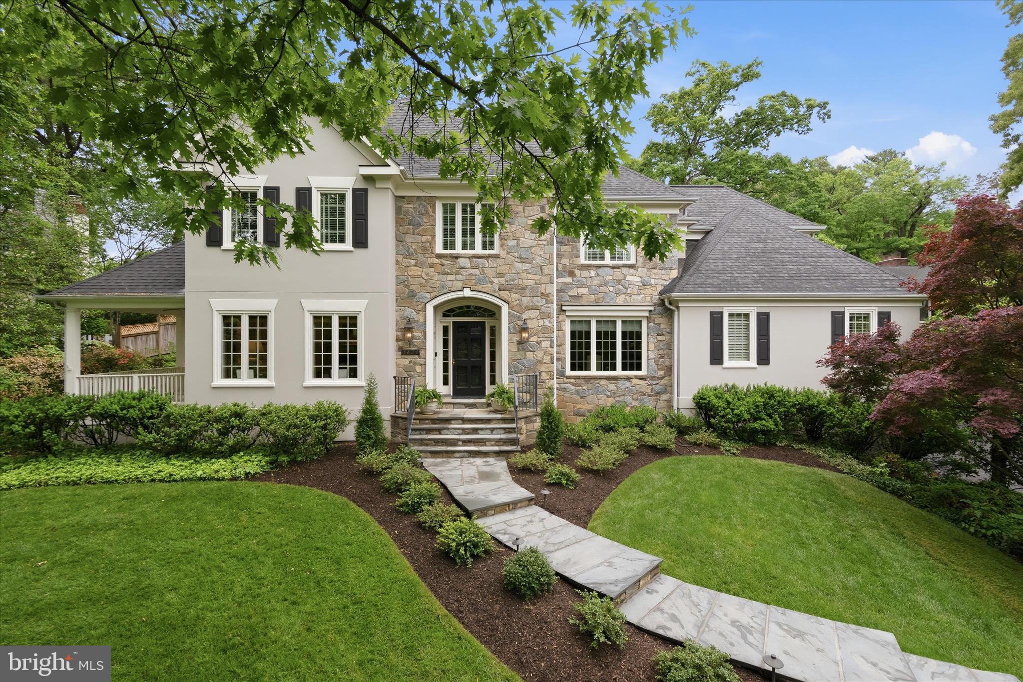 ARLINGWOOD - Residential