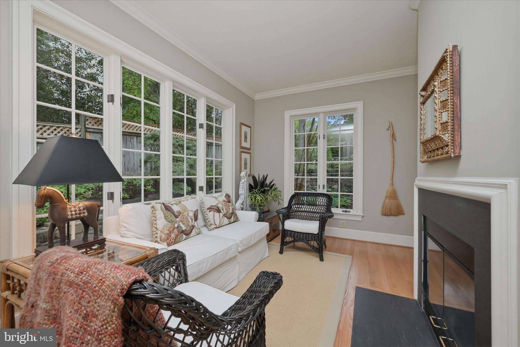 ARLINGWOOD - Residential