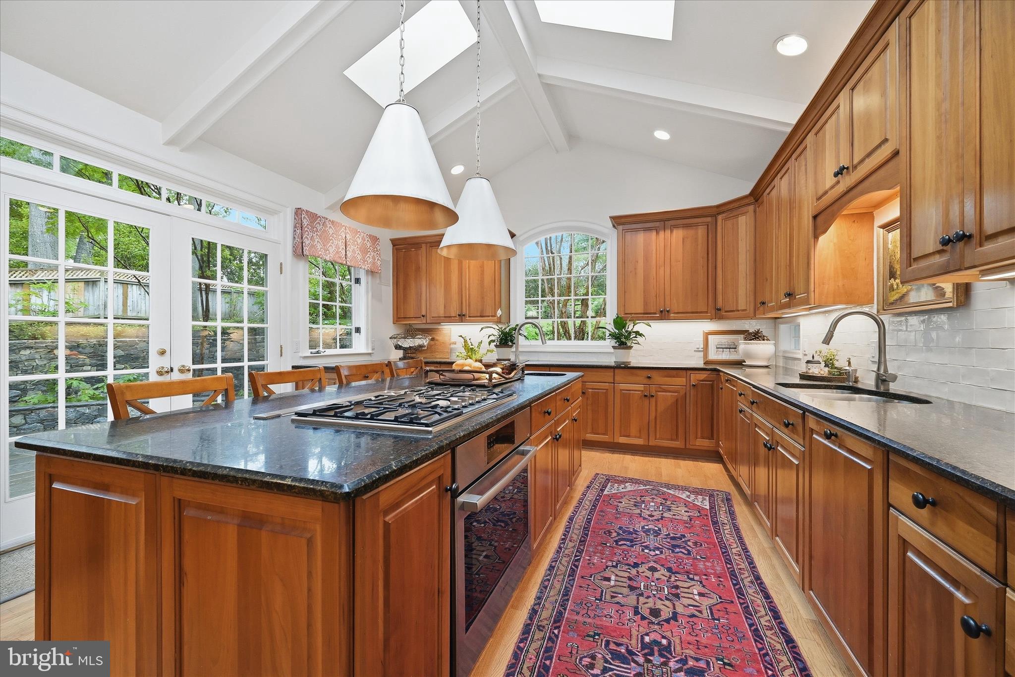 ARLINGWOOD - Residential