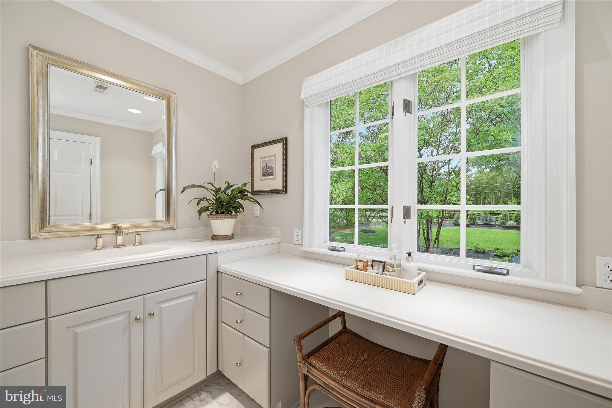 ARLINGWOOD - Residential