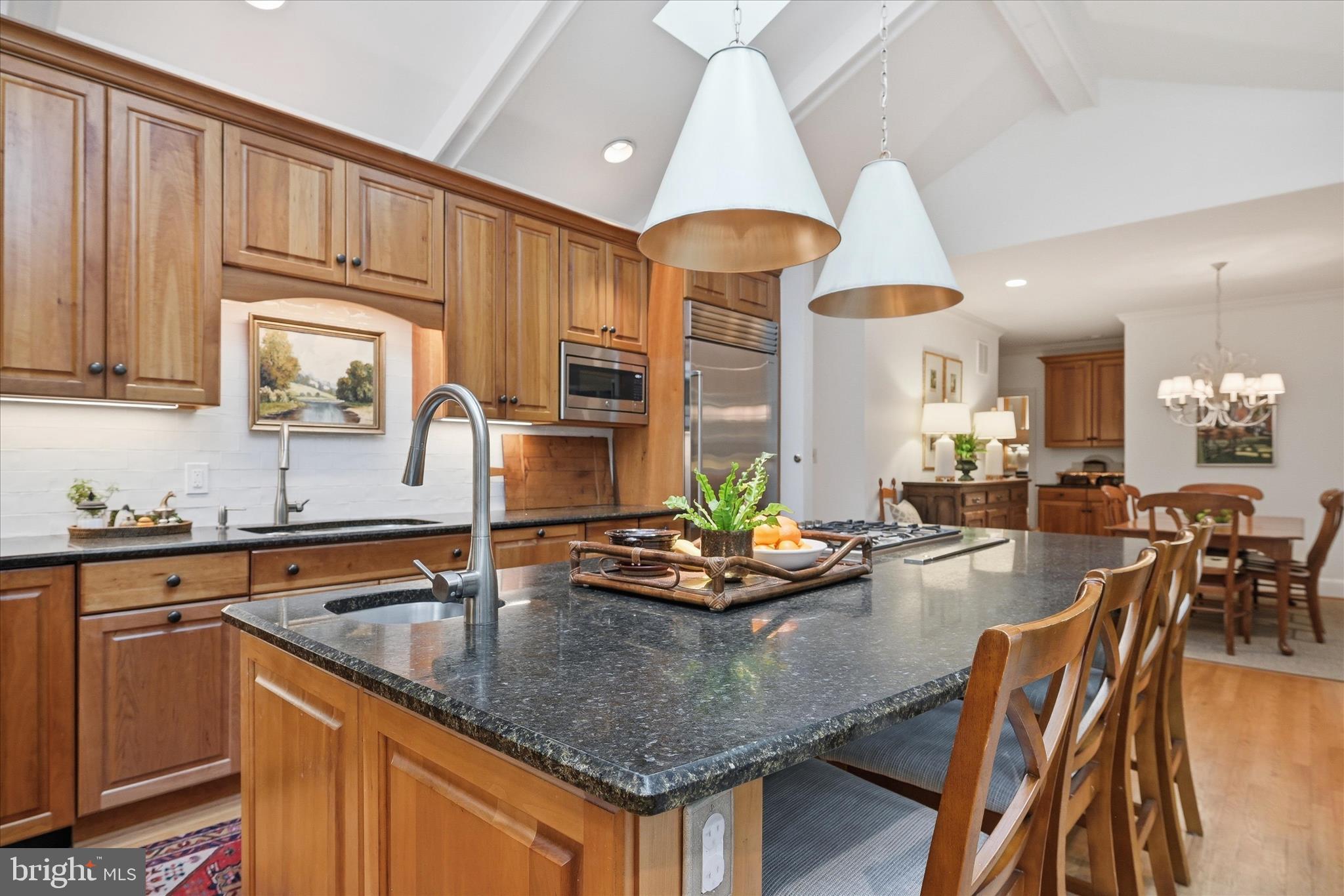 ARLINGWOOD - Residential