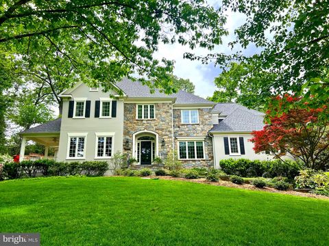 Photo of 3824 Military Road, ARLINGTON, VA 22207 (MLS # VAAR2072736)