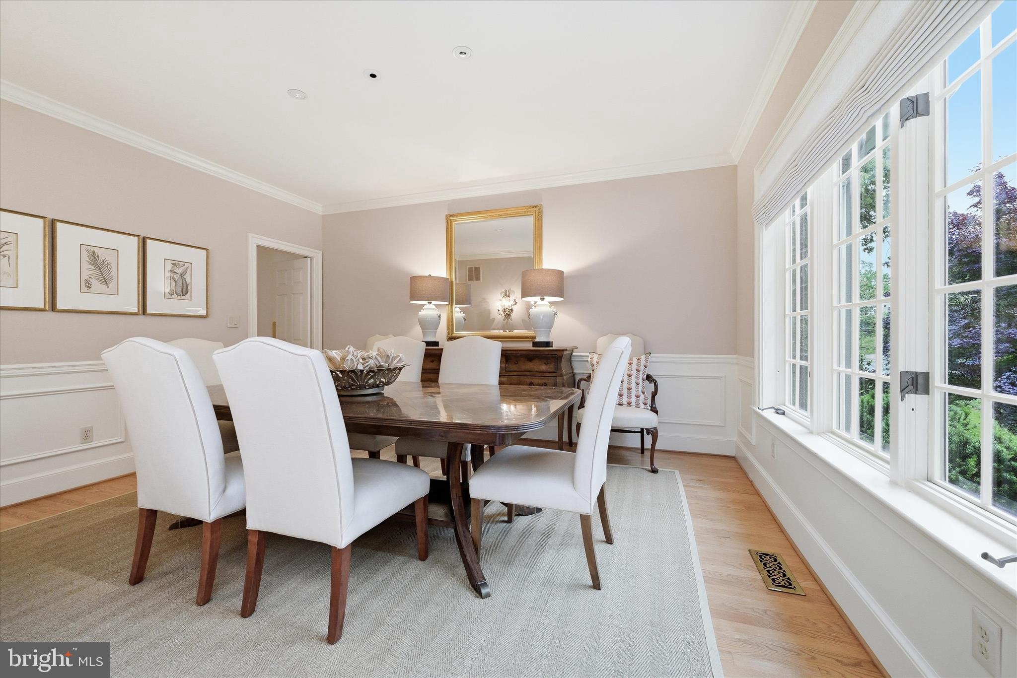 ARLINGWOOD - Residential