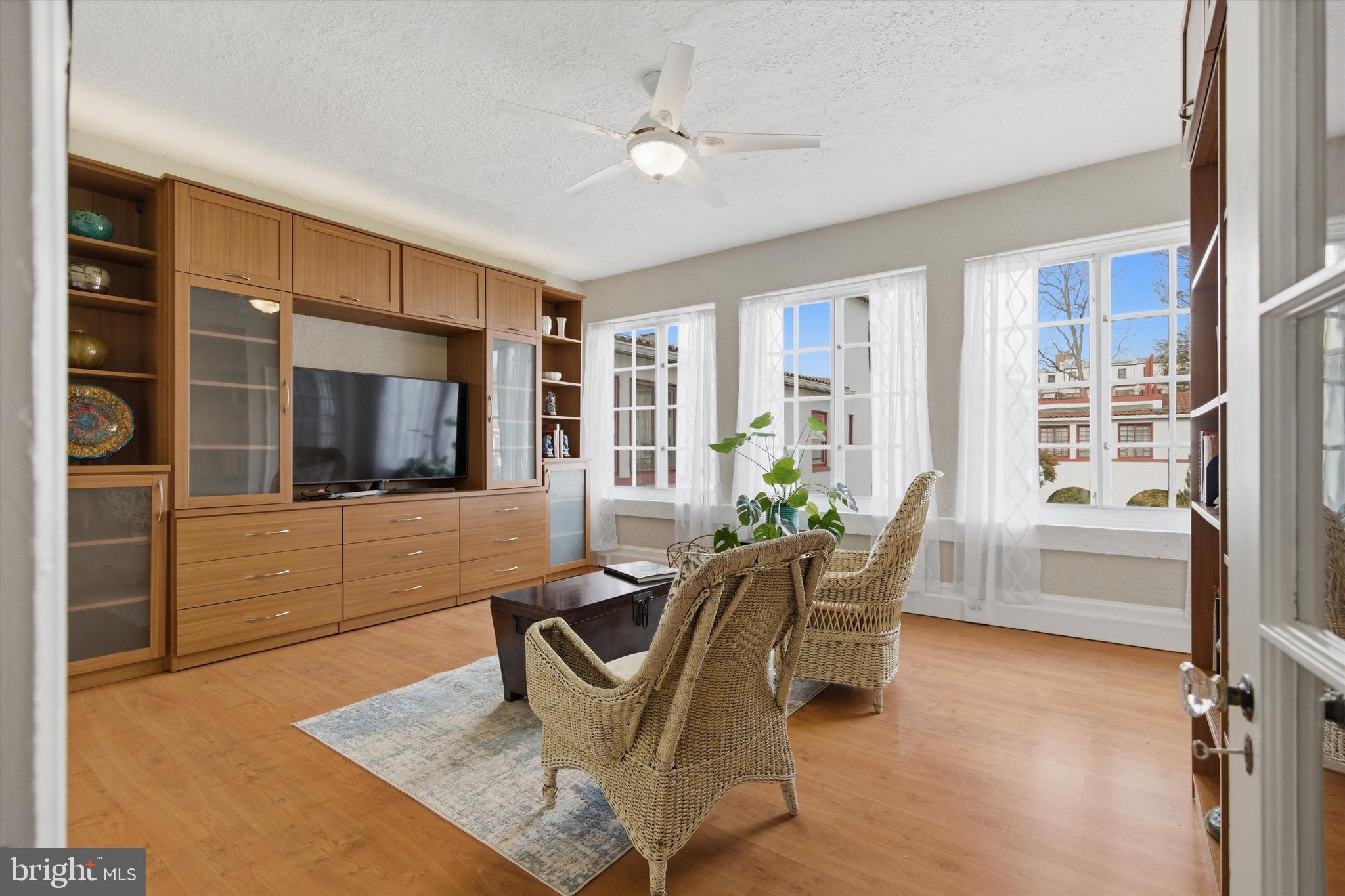 230 STONY RUN LANE 4F