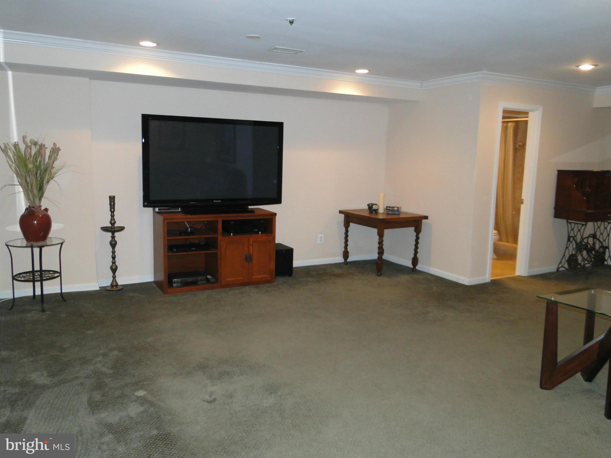 WOODMORE SOUTH - Residential