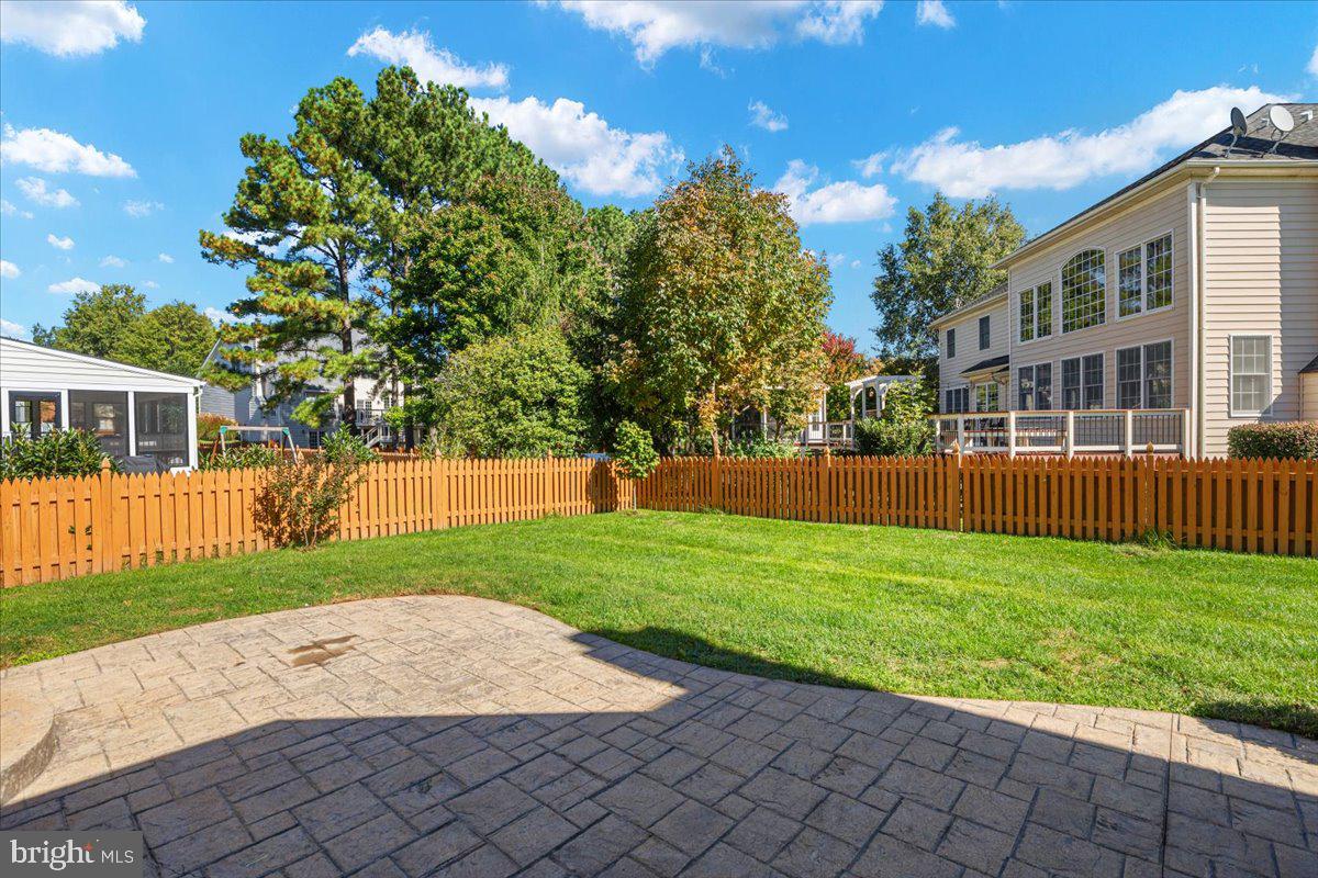 5589 TOURNAMENT DRIVE