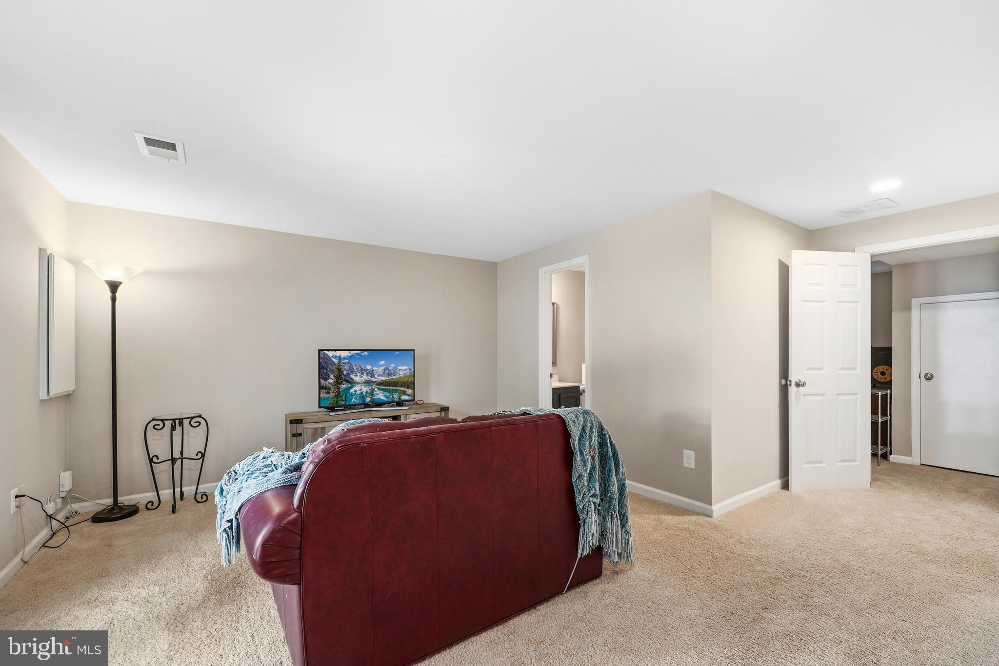 SOUTH BRIDGE - Residential