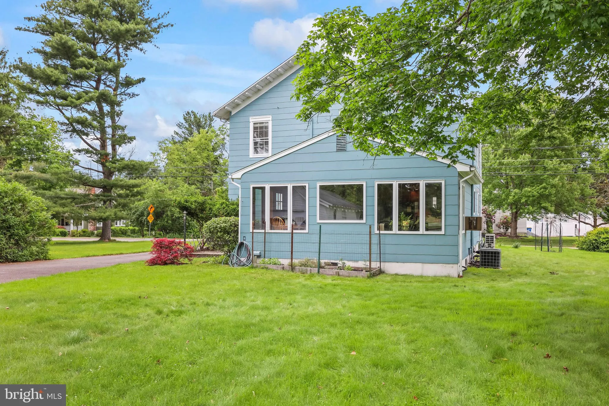 Rocky Hill, New Jersey 08553, United States, 3 Bedrooms Bedrooms, ,3 BathroomsBathrooms,Residential,Active,139302