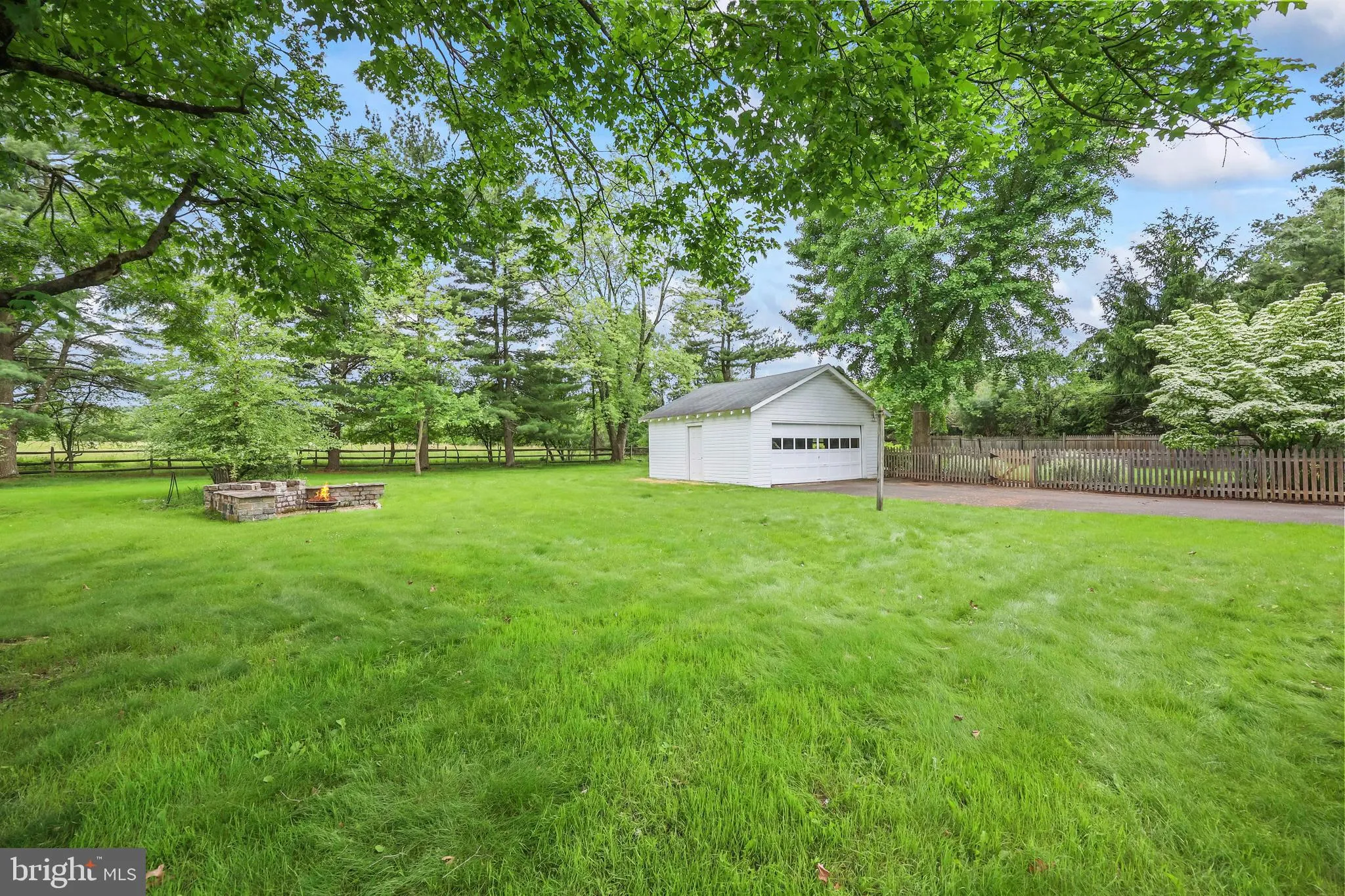 Rocky Hill, New Jersey 08553, United States, 3 Bedrooms Bedrooms, ,3 BathroomsBathrooms,Residential,Active,139302