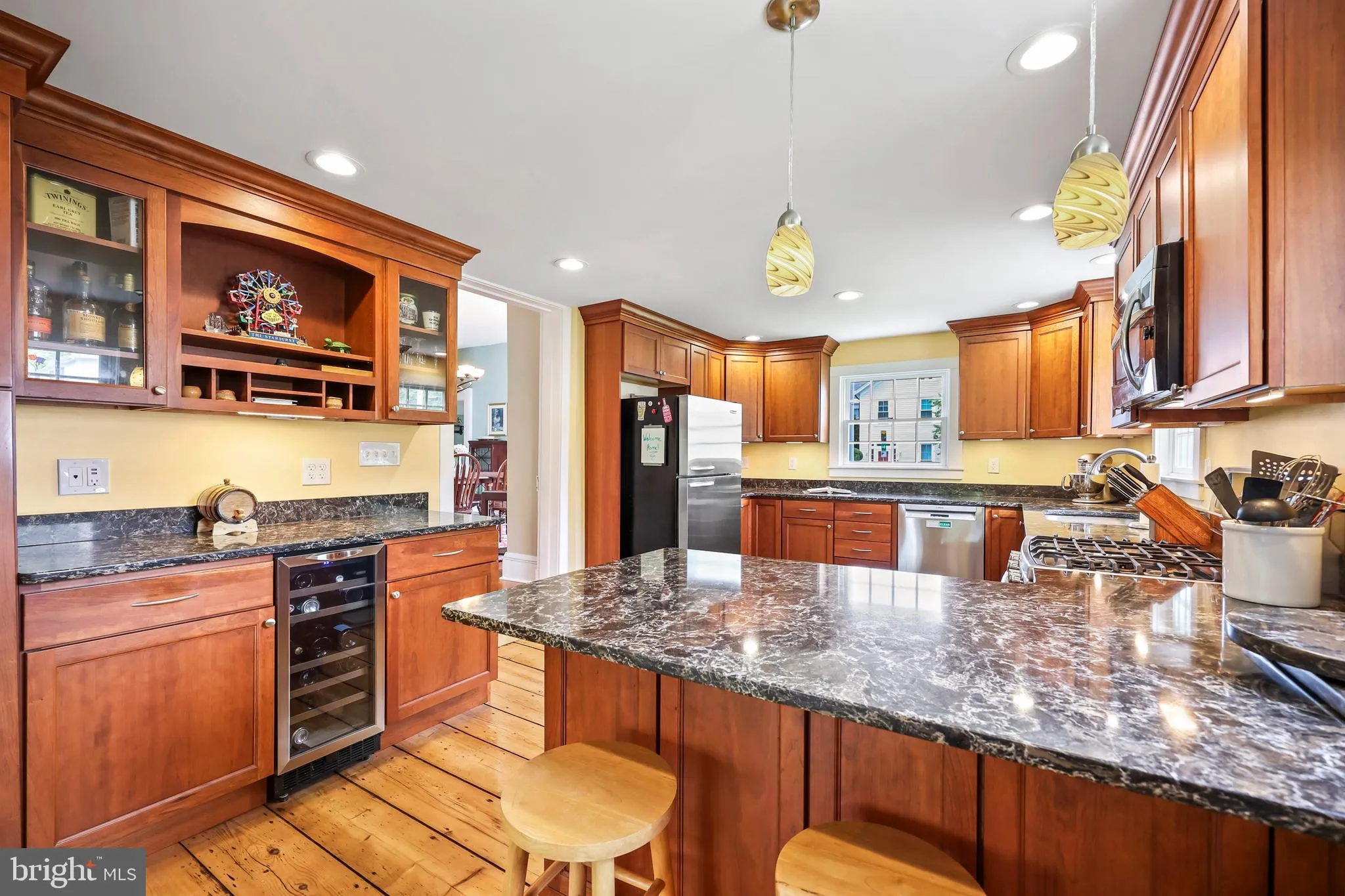 Rocky Hill, New Jersey 08553, United States, 3 Bedrooms Bedrooms, ,3 BathroomsBathrooms,Residential,Active,139302