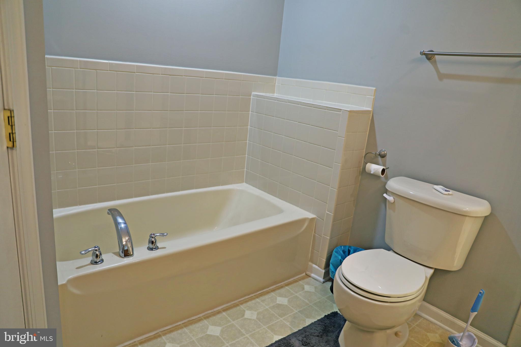 FAIRWAYS WEST - Residential