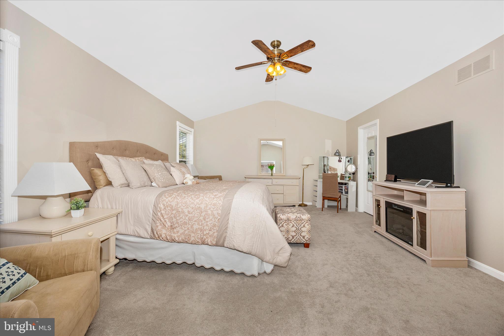 BRYNWOOD HILLS - Residential