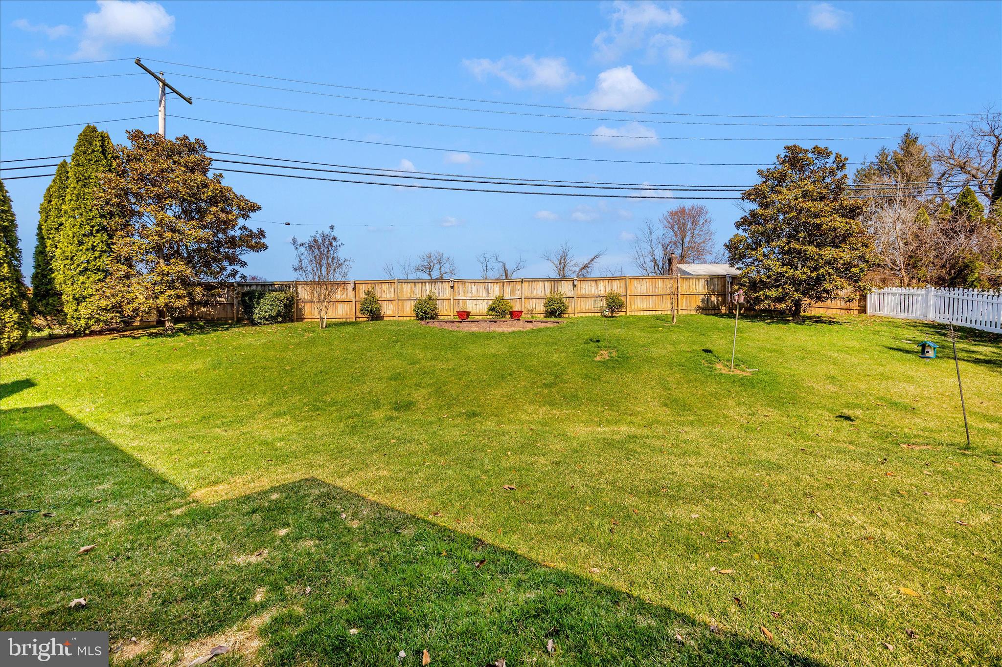 BRYNWOOD HILLS - Residential