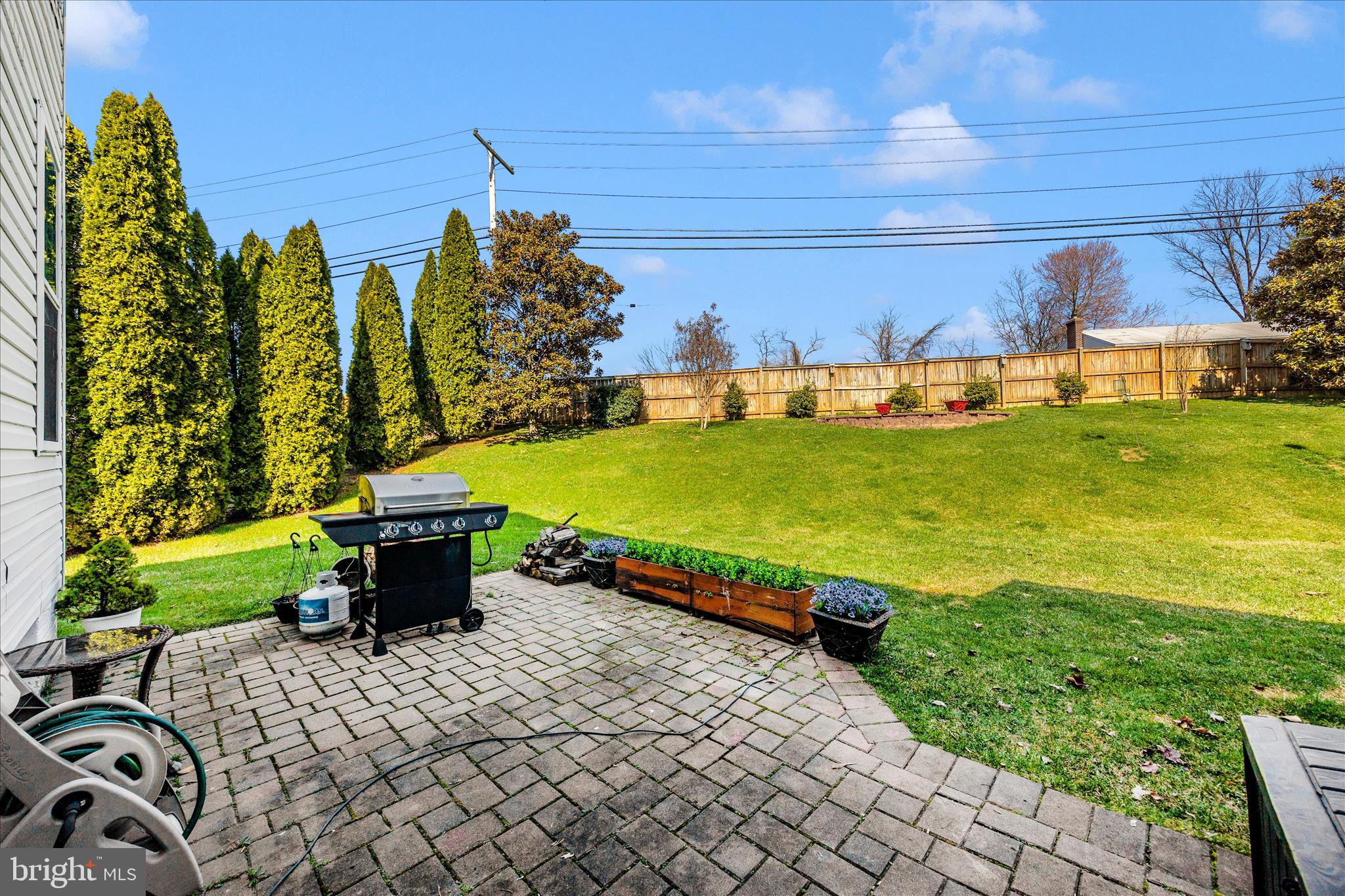 BRYNWOOD HILLS - Residential