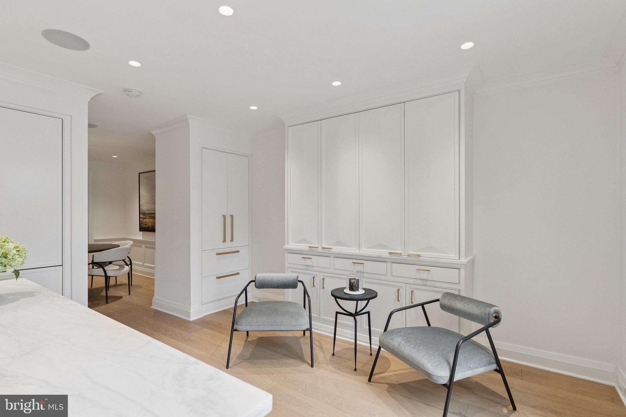 GEORGETOWN - Residential