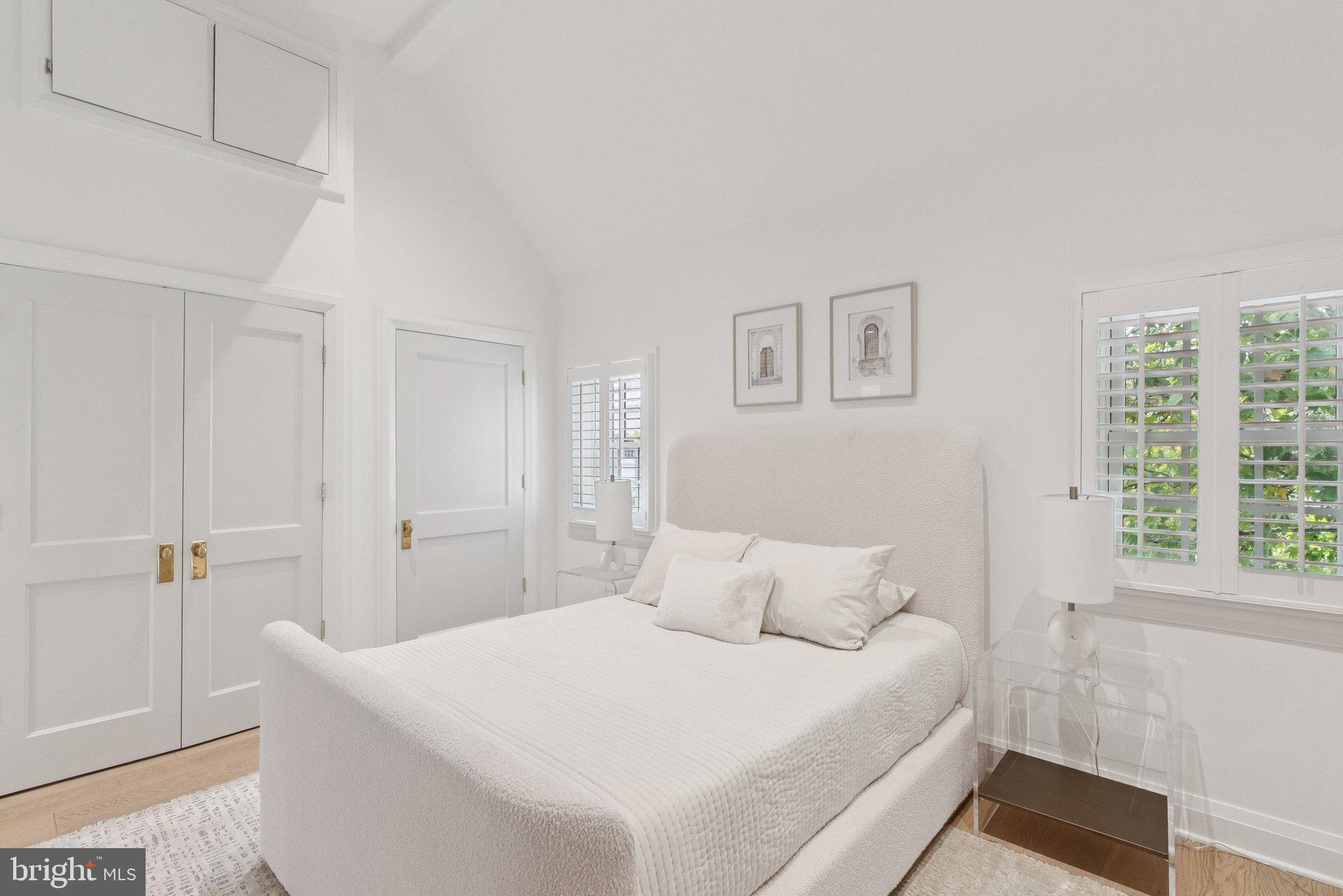 GEORGETOWN - Residential