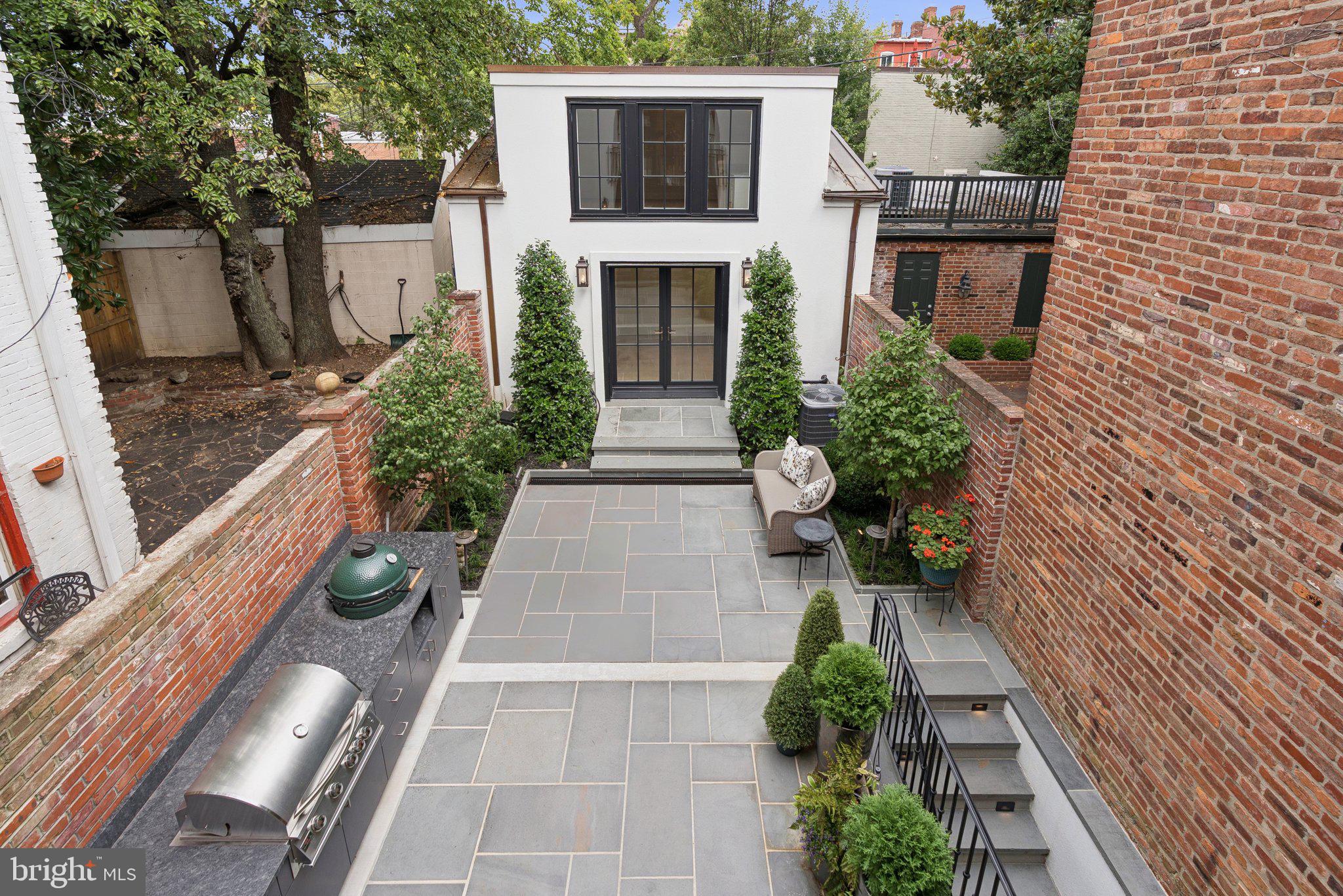 GEORGETOWN - Residential