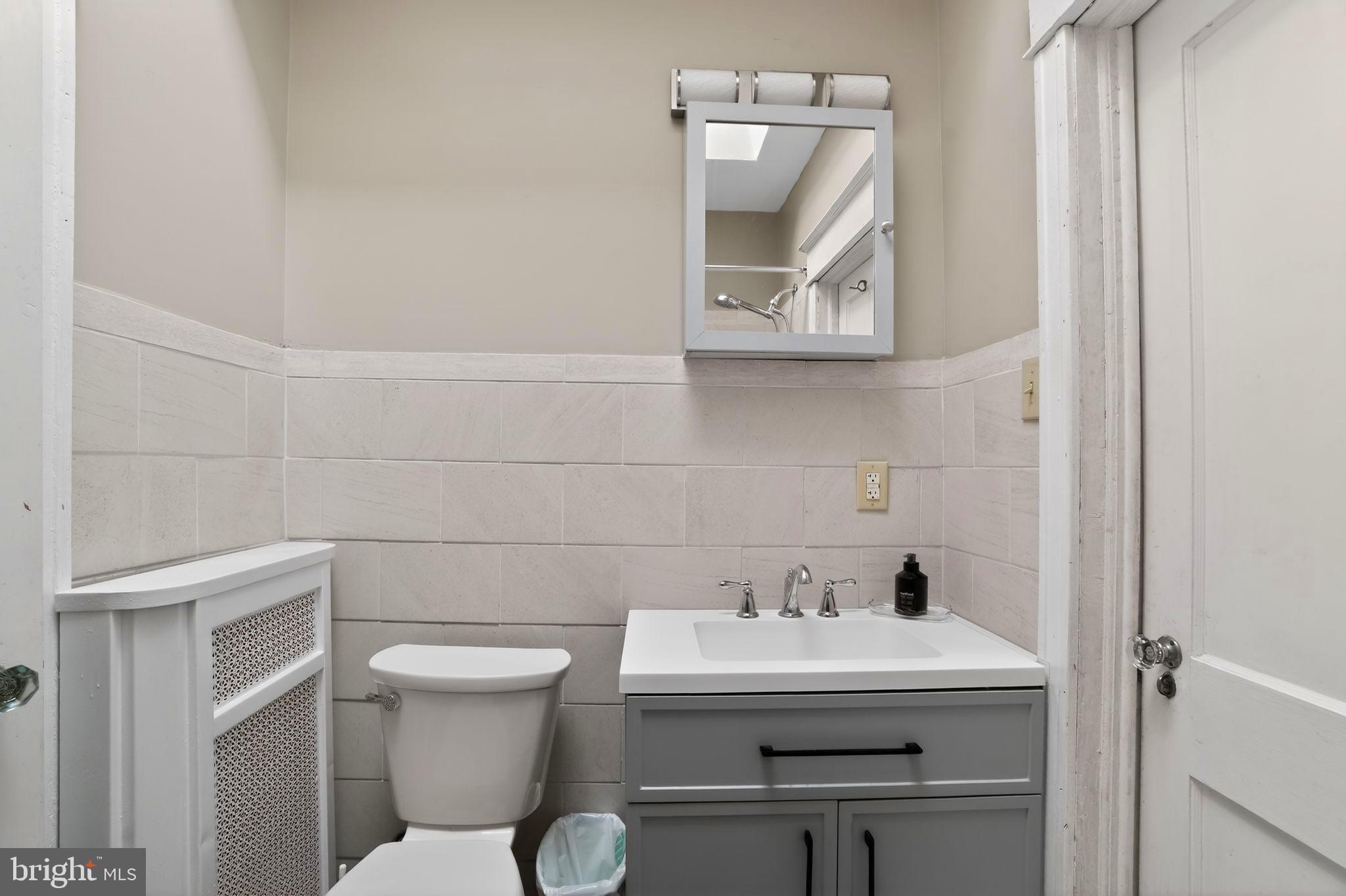 MAYFAIR (WEST) - Residential