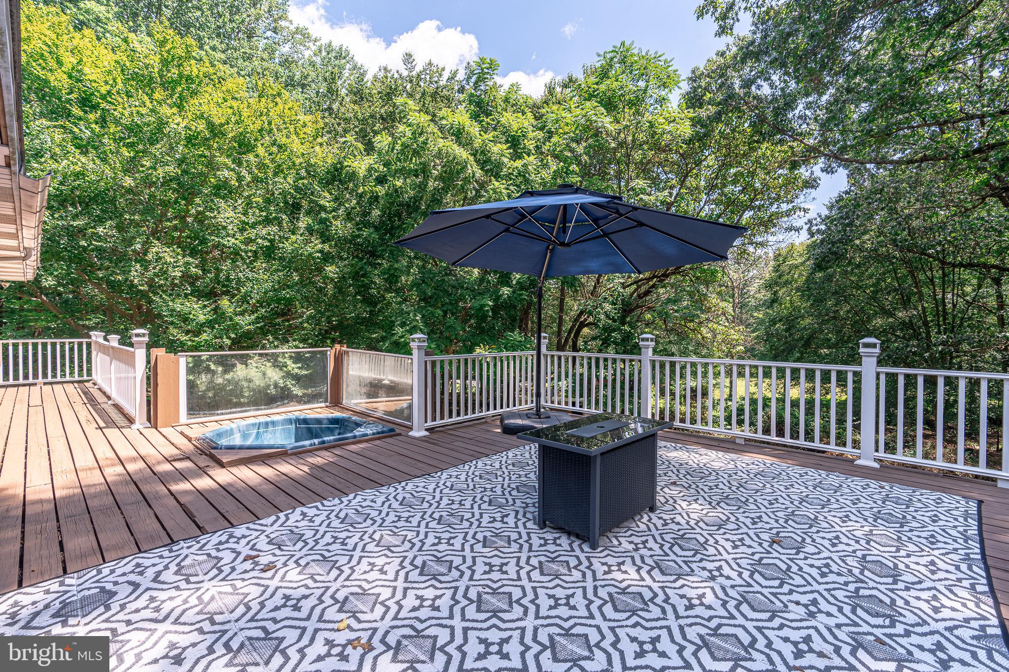 KINGSVILLE - Residential