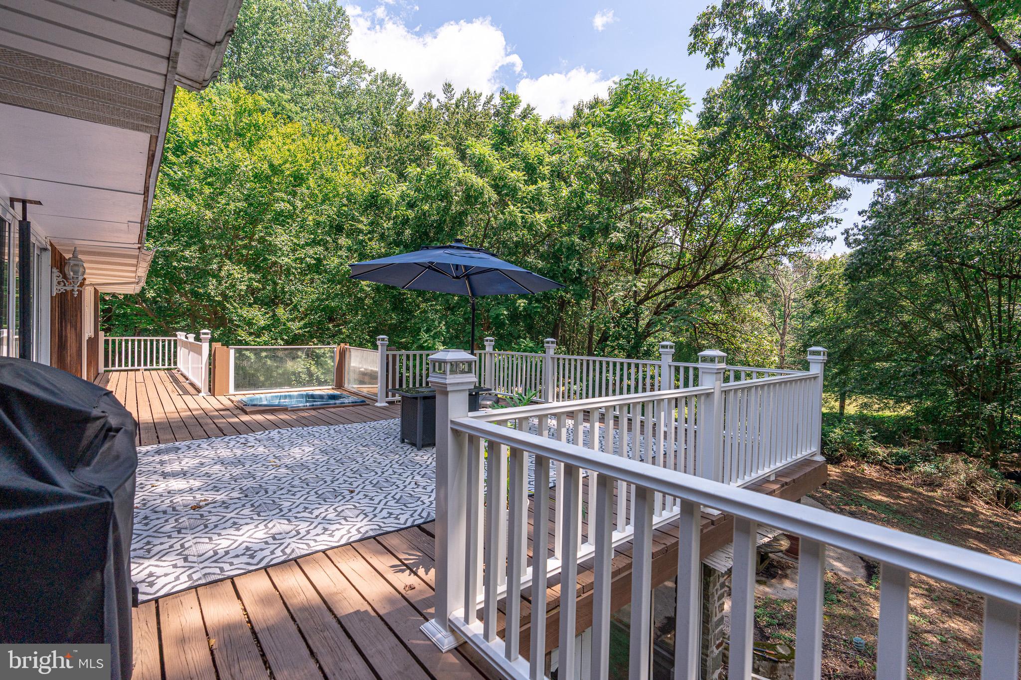 KINGSVILLE - Residential