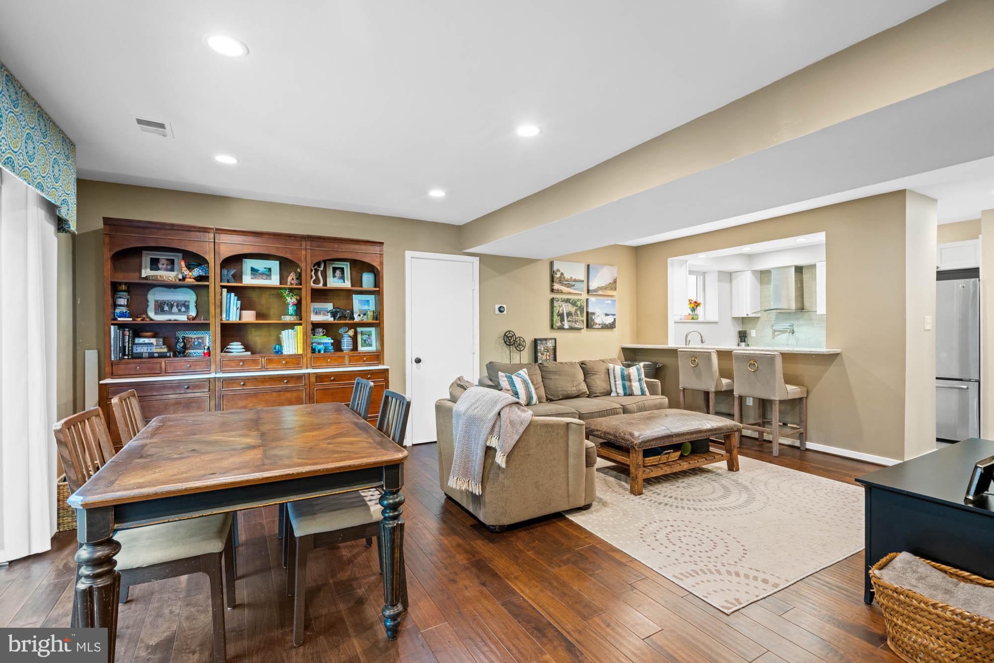 CITY COMMONS - Residential