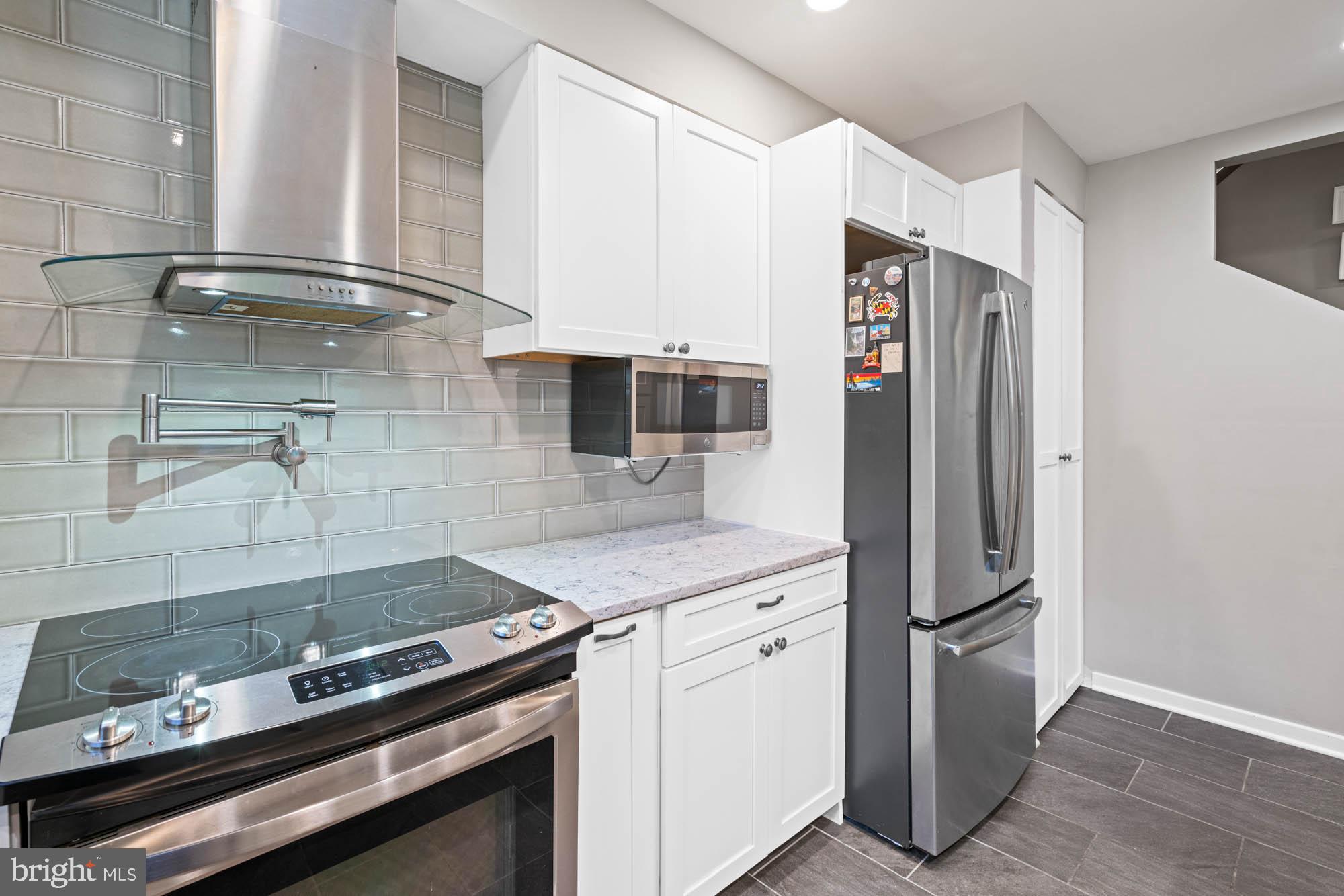 CITY COMMONS - Residential