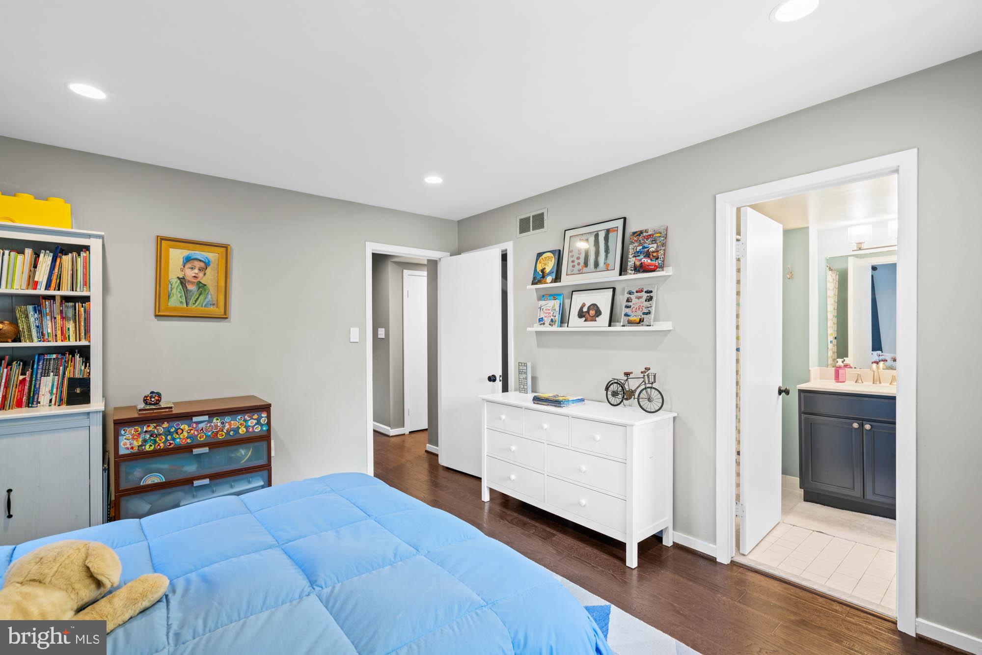 CITY COMMONS - Residential