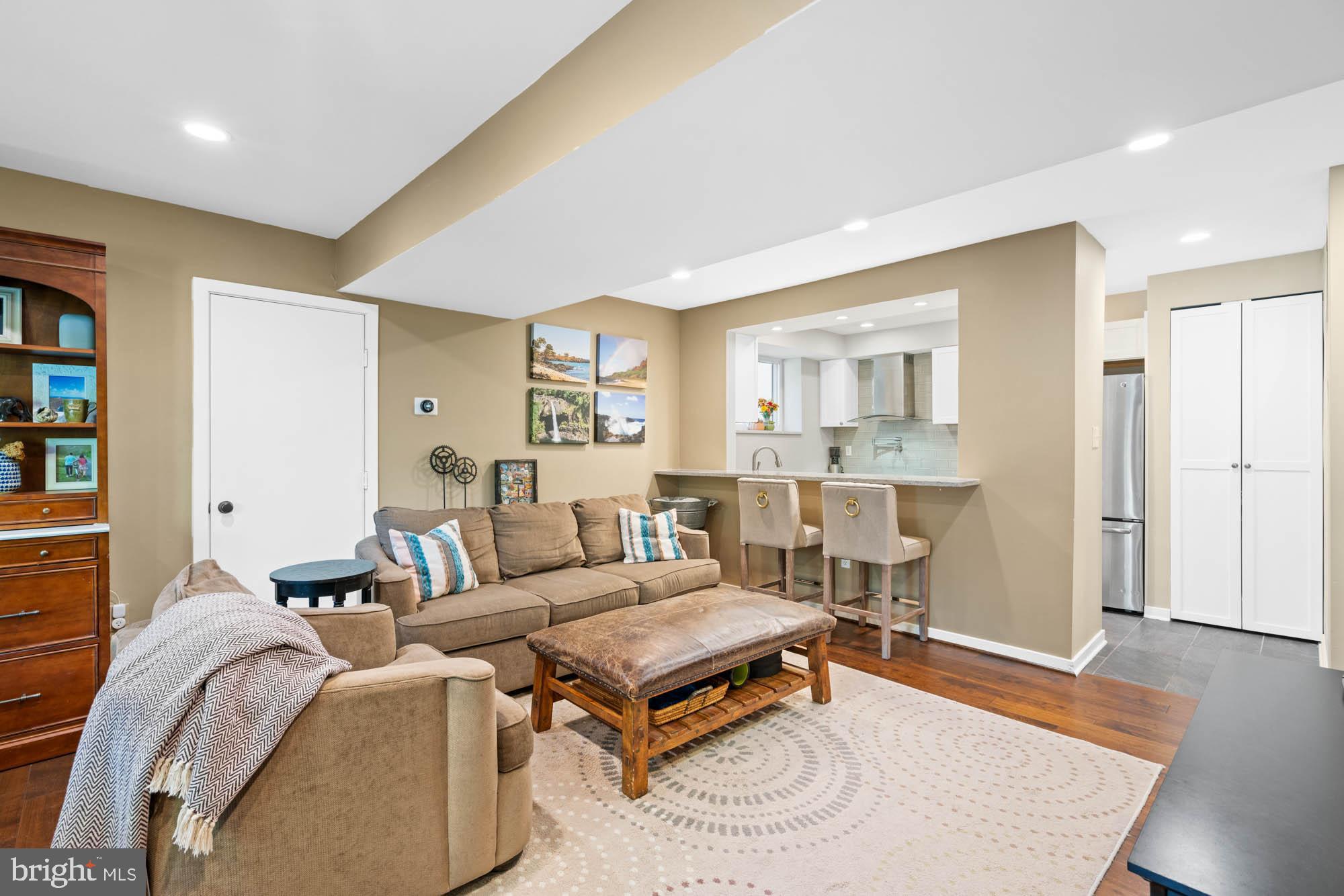 CITY COMMONS - Residential