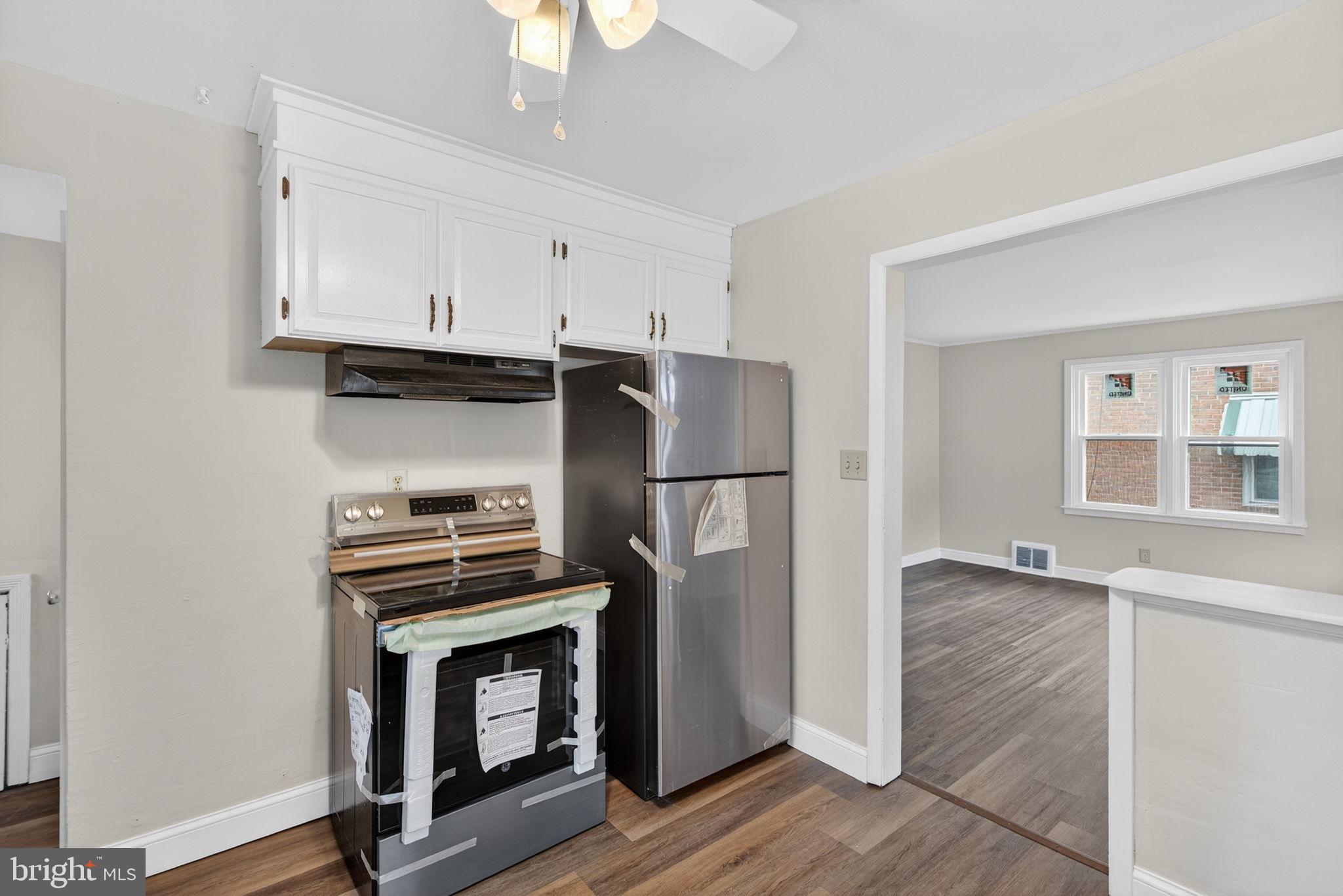 2527 N GEORGE STREET