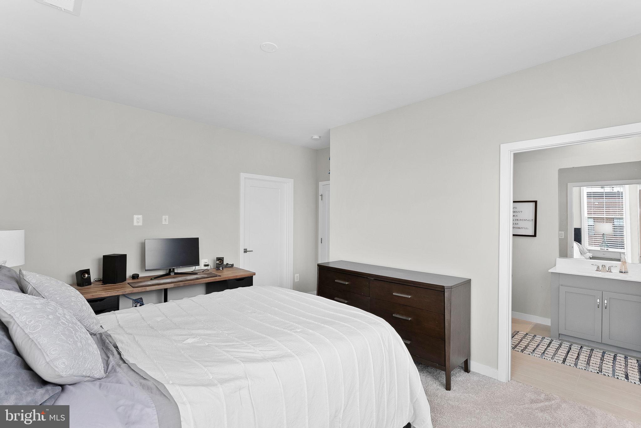 REGENCY AT BELMONT - Residential