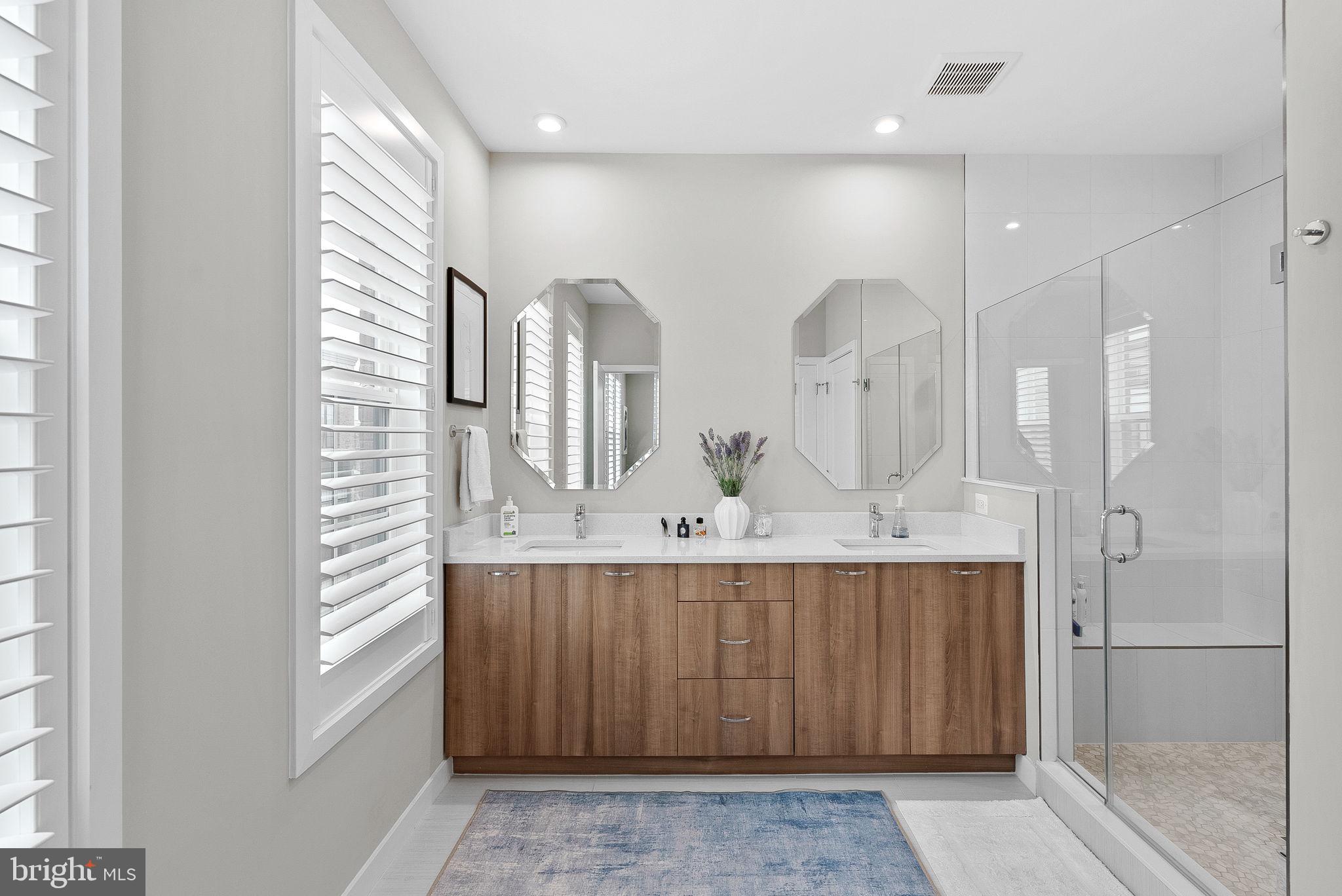 REGENCY AT BELMONT - Residential