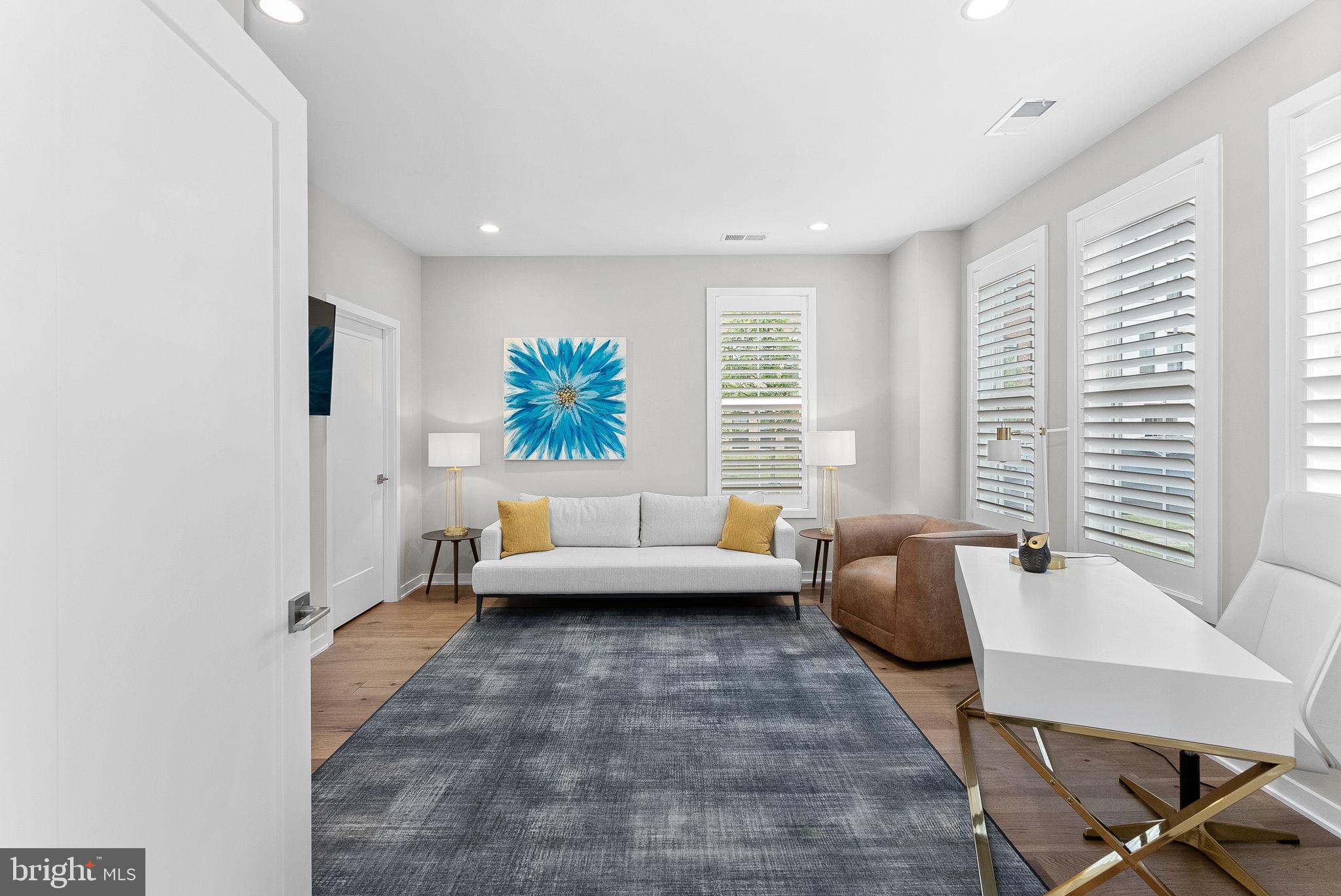 REGENCY AT BELMONT - Residential