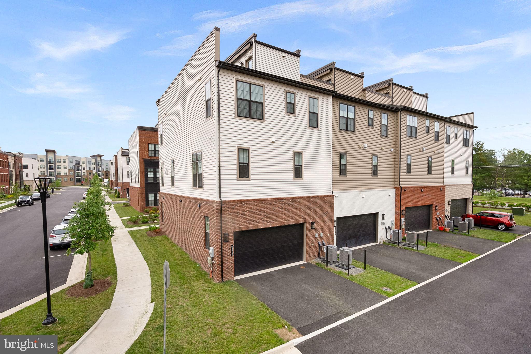 REGENCY AT BELMONT - Residential