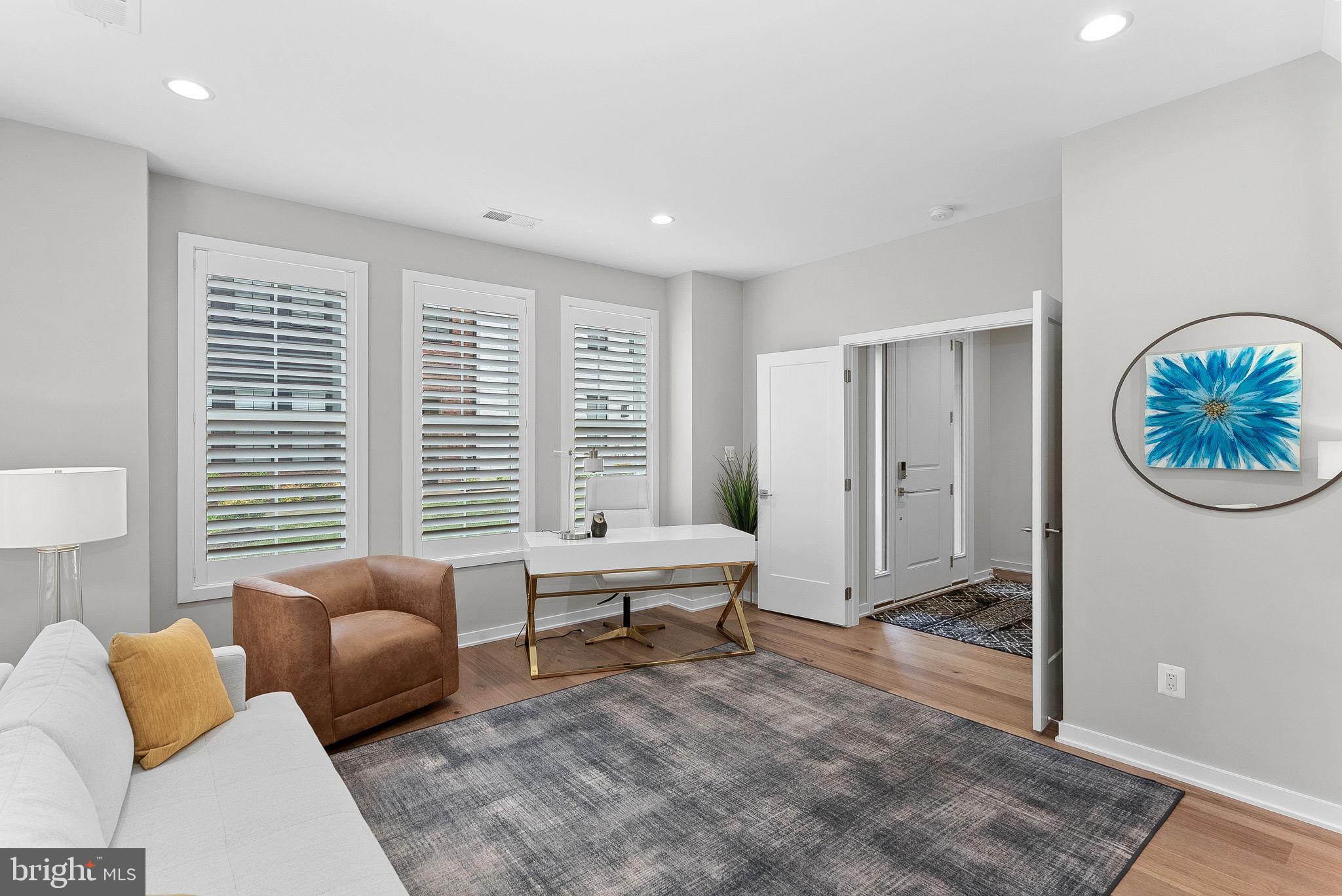 REGENCY AT BELMONT - Residential